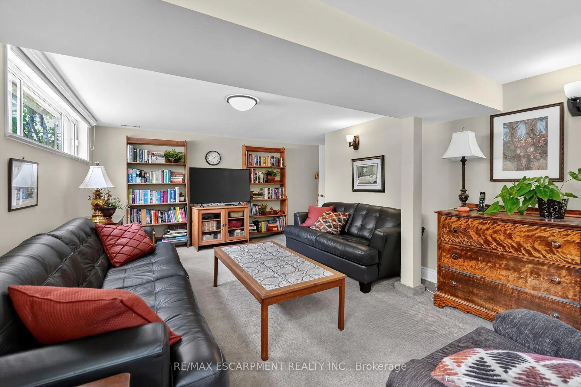 Photo 24 of 10 Helga Court, Hamilton, Burkholme — HOMEH