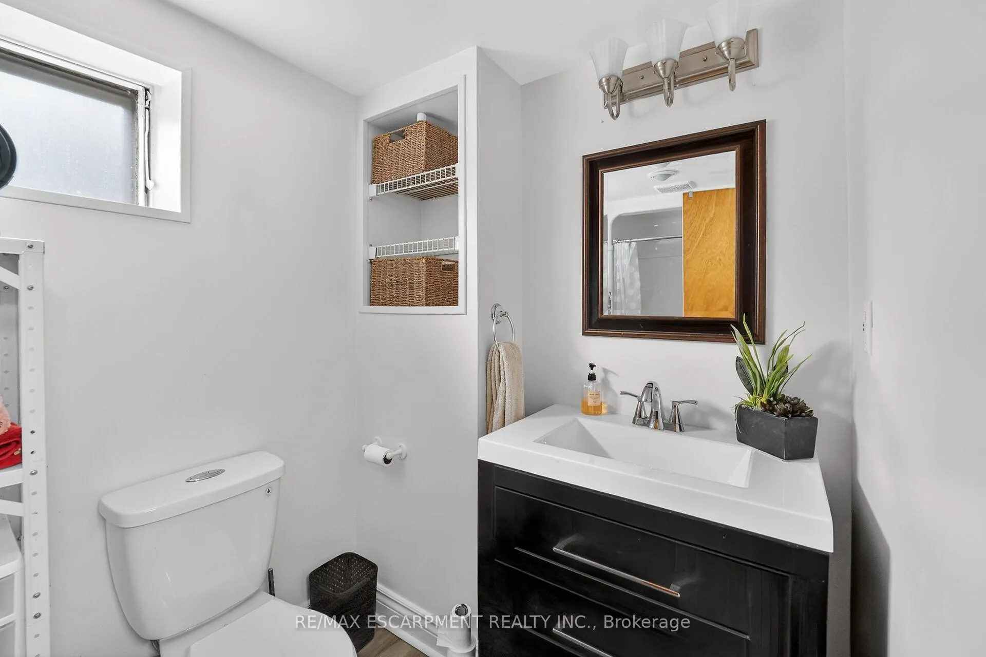 Photo 30 of 10 Helga Court, Hamilton, Burkholme — HOMEH