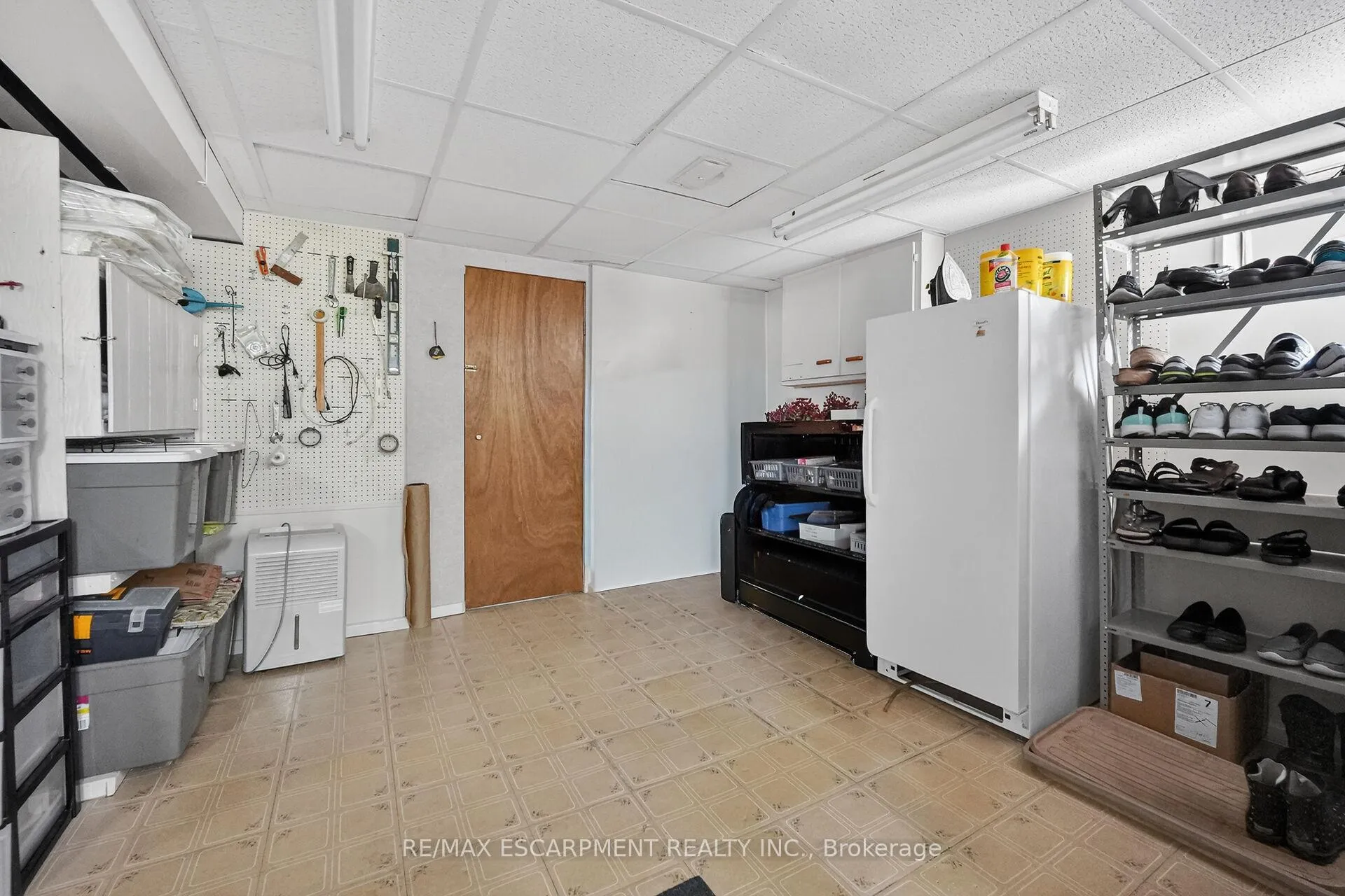 Photo 32 of 10 Helga Court, Hamilton, Burkholme — HOMEH