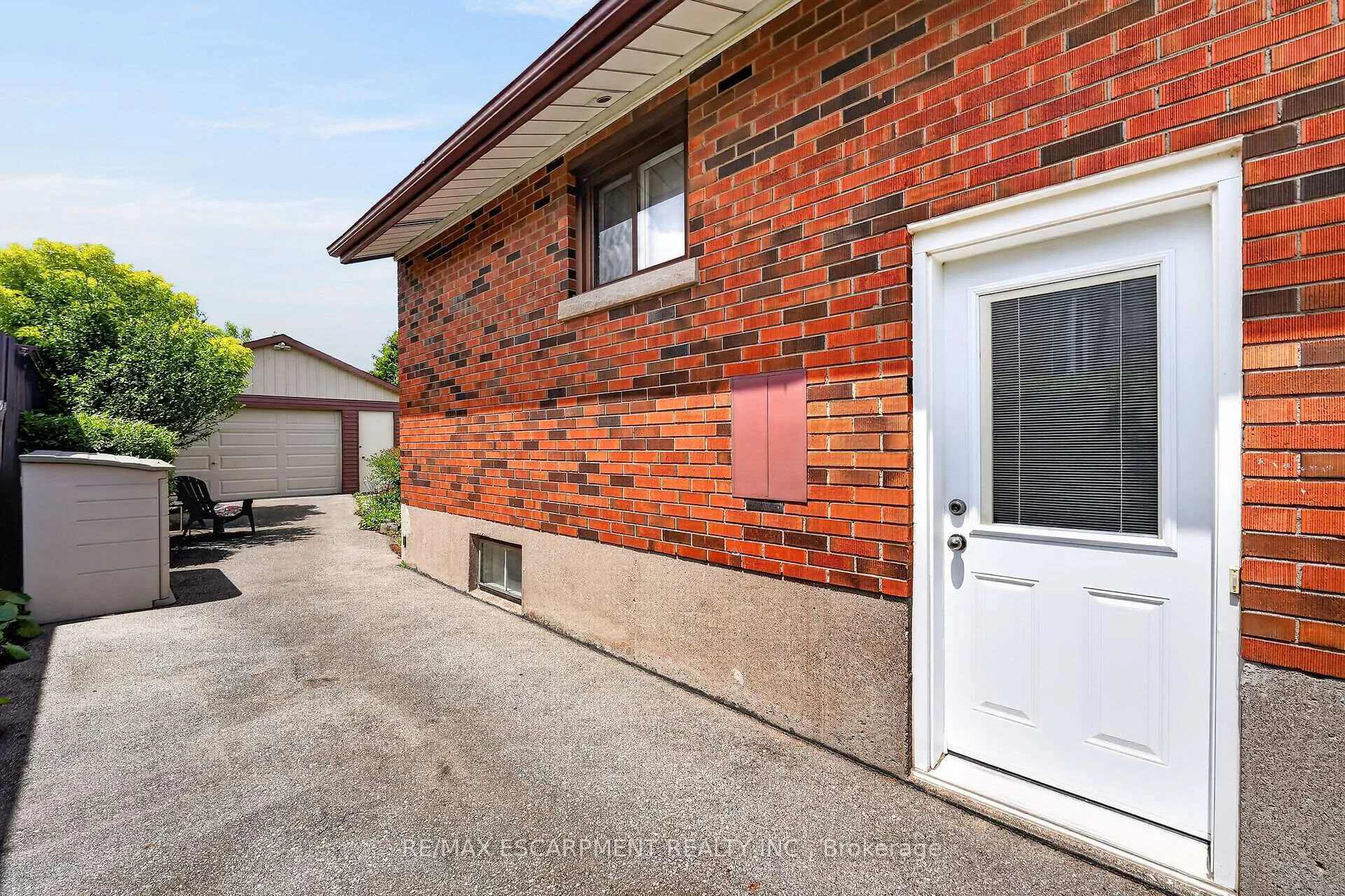 Photo 34 of 10 Helga Court, Hamilton, Burkholme — HOMEH