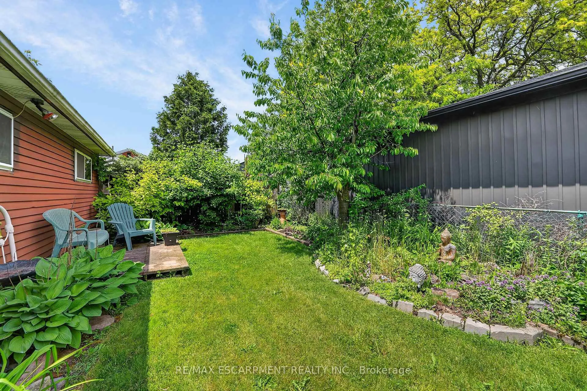 Photo 38 of 10 Helga Court, Hamilton, Burkholme — HOMEH