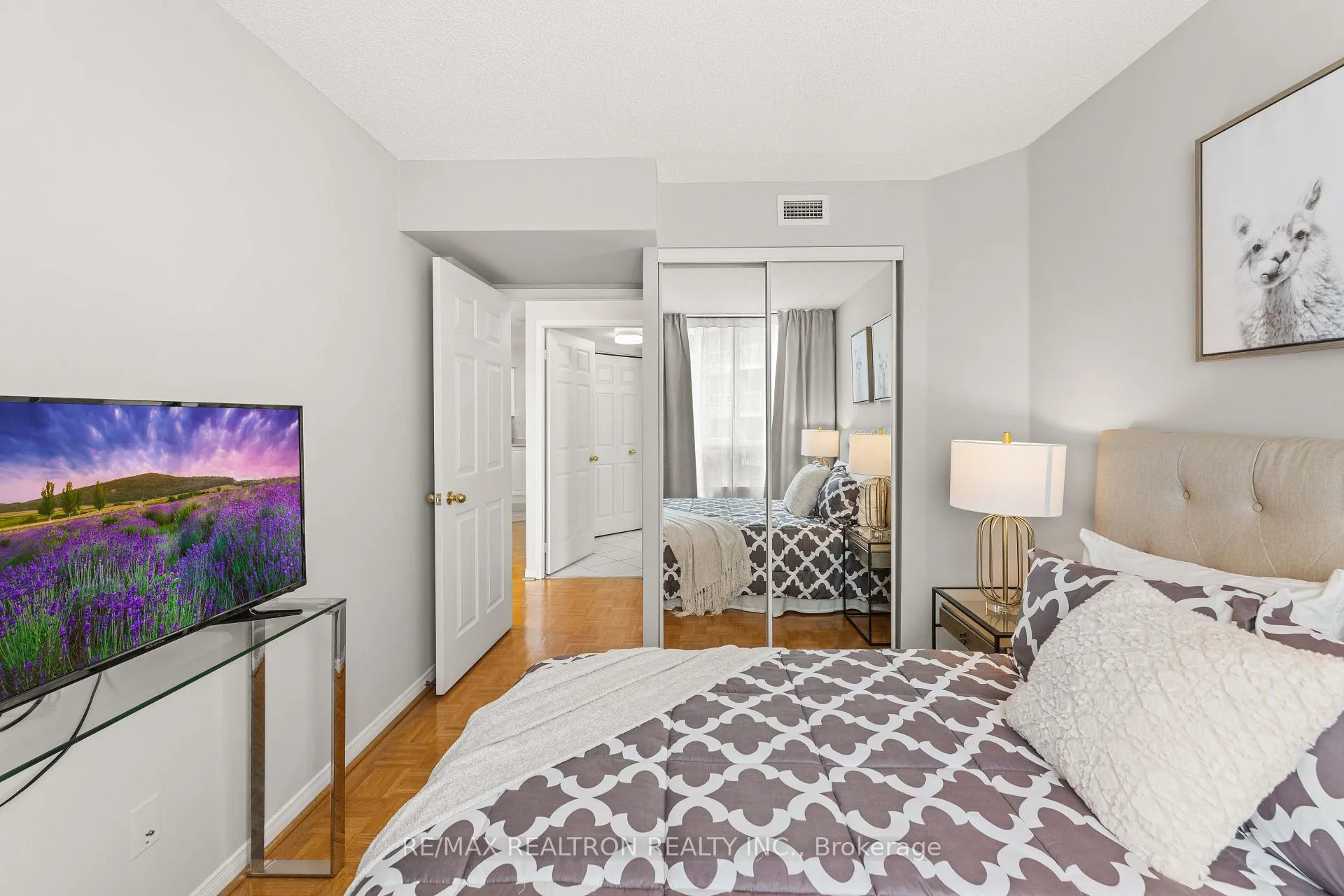 Photo 19 of Unit 605, 5 Emerald Lane, Vaughan, Crestwood-Springfarm-Yorkhill — HOMEH