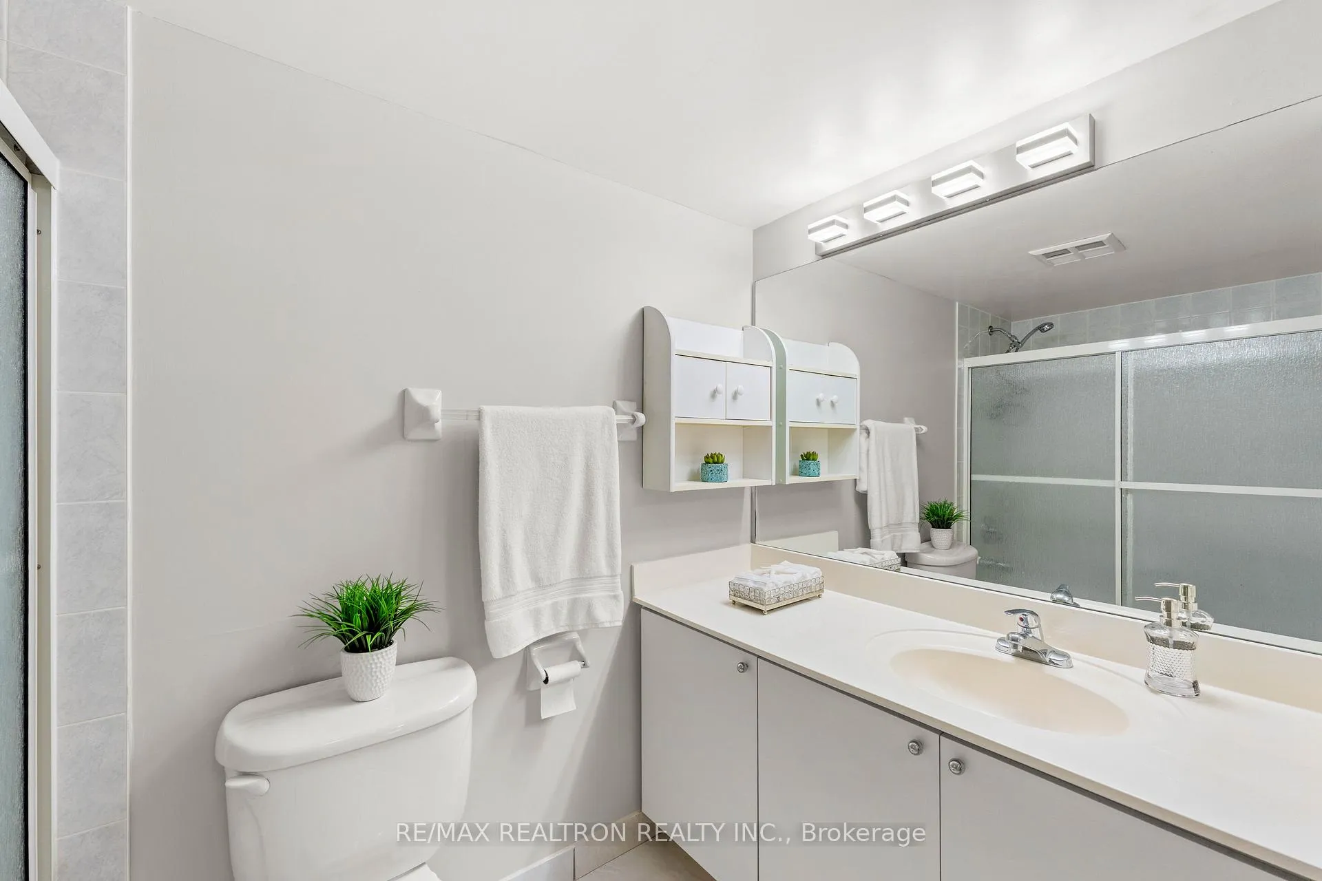 Photo 20 of Unit 605, 5 Emerald Lane, Vaughan, Crestwood-Springfarm-Yorkhill — HOMEH