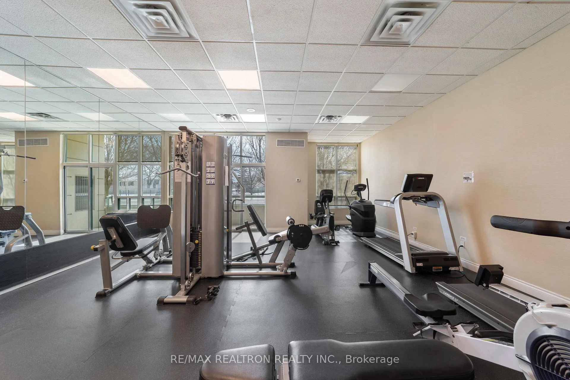 Photo 24 of Unit 605, 5 Emerald Lane, Vaughan, Crestwood-Springfarm-Yorkhill — HOMEH