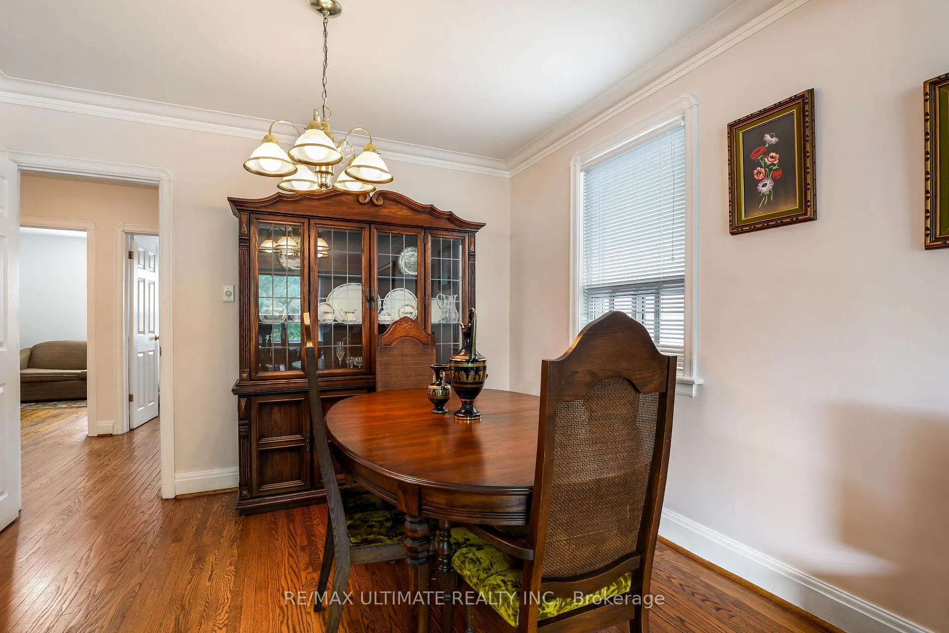 Photo 5 of 34 Doris Drive, Toronto, O'Connor-Parkview — HOMEH