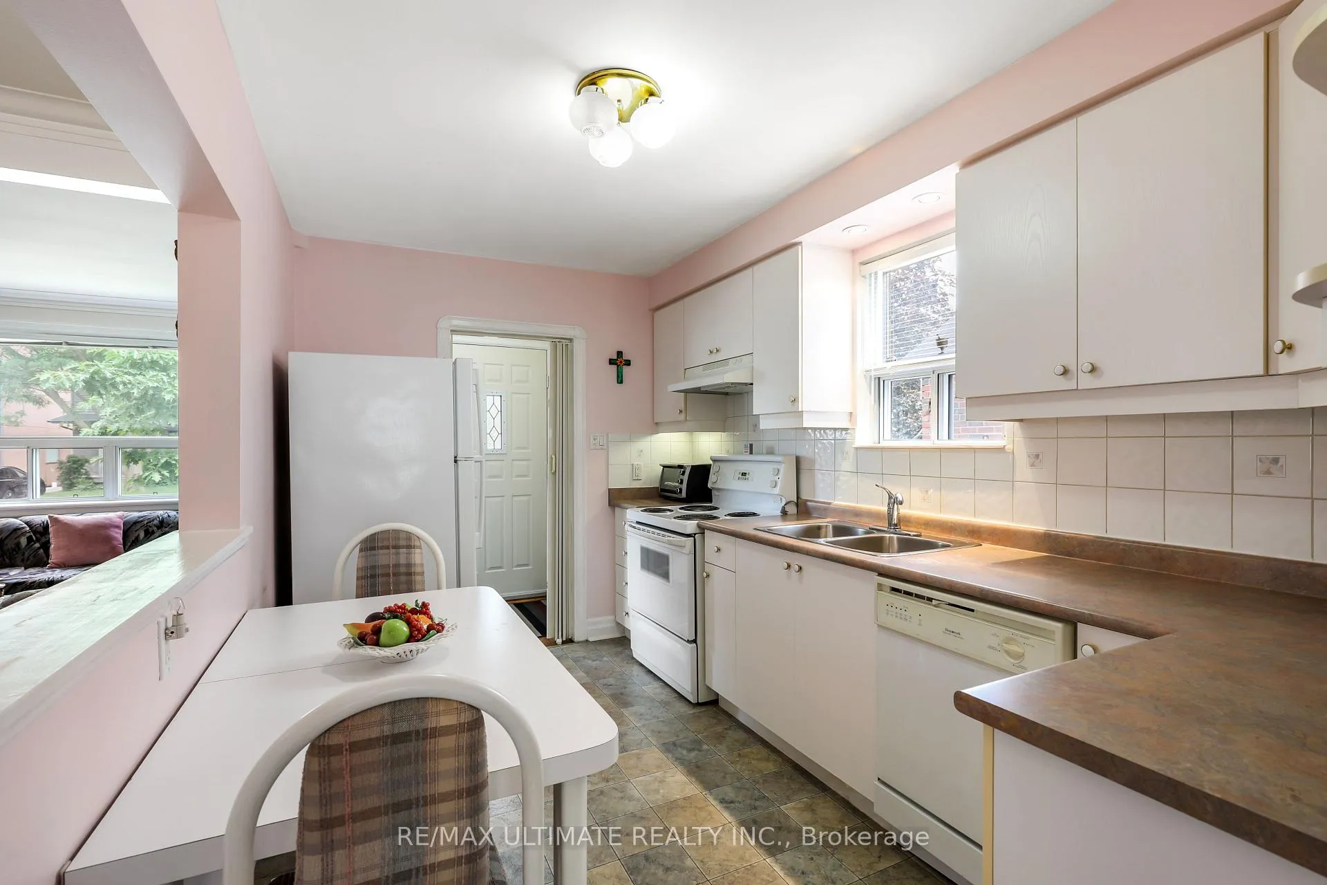 Photo 7 of 34 Doris Drive, Toronto, O'Connor-Parkview — HOMEH
