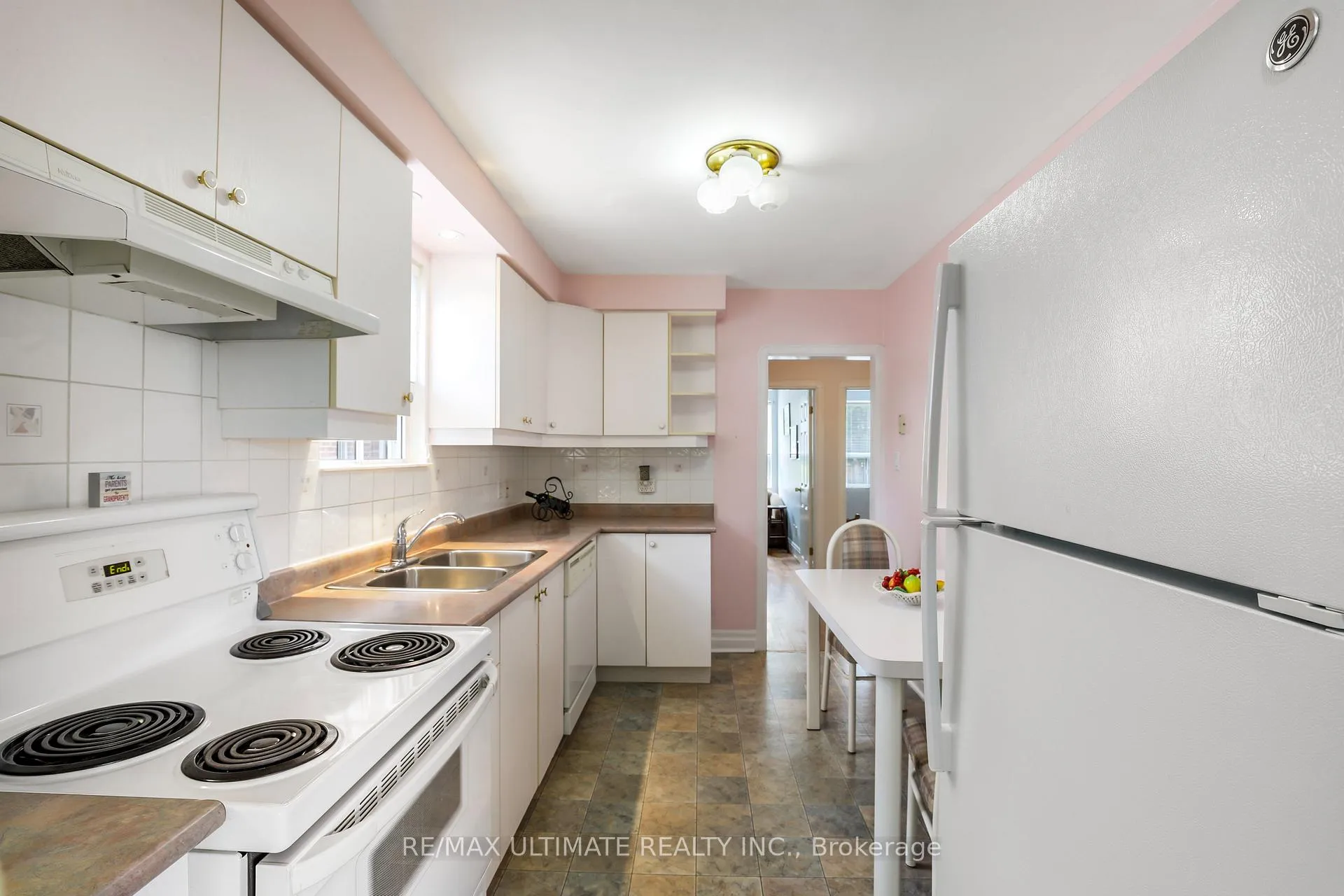 Photo 8 of 34 Doris Drive, Toronto, O'Connor-Parkview — HOMEH
