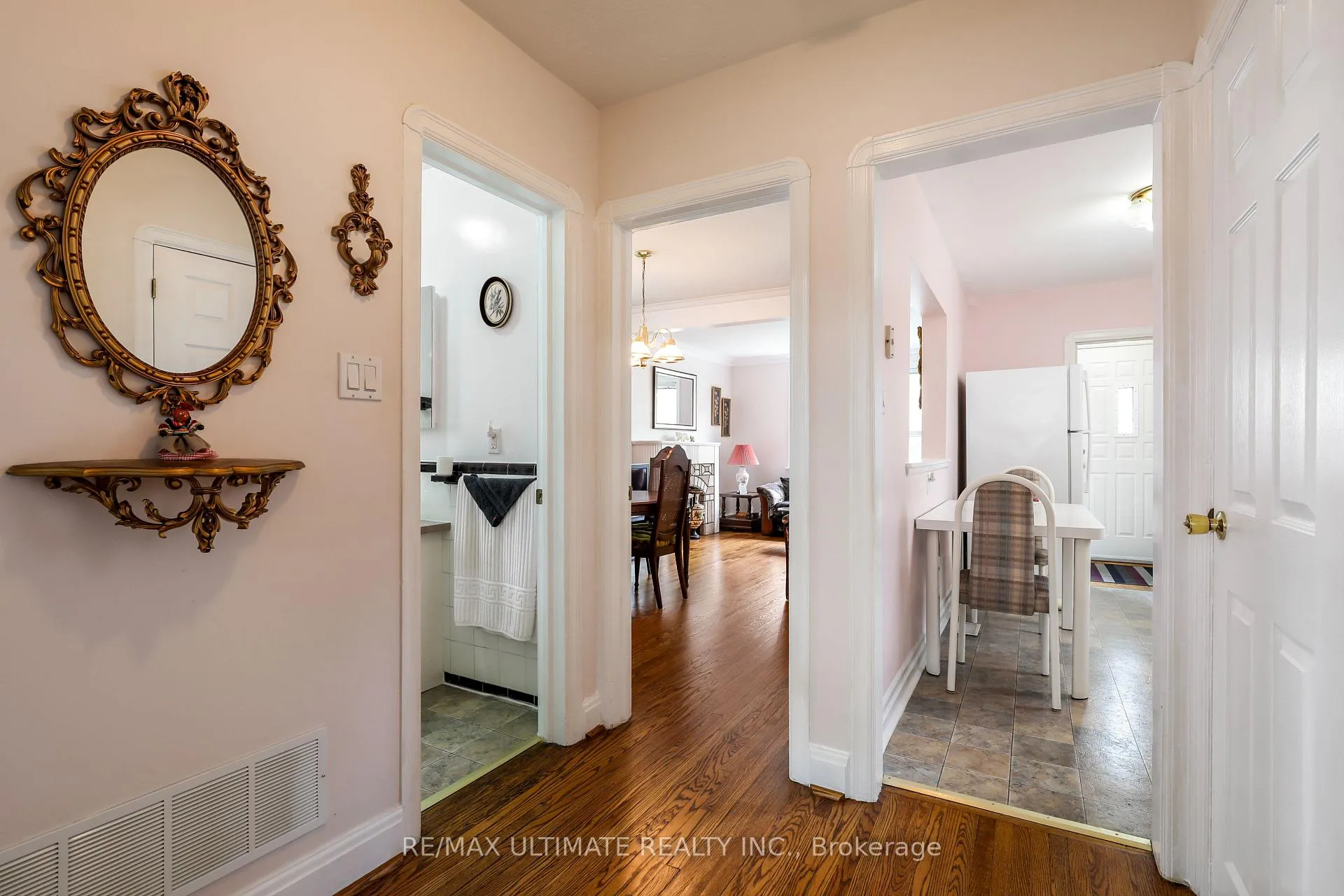 Photo 11 of 34 Doris Drive, Toronto, O'Connor-Parkview — HOMEH
