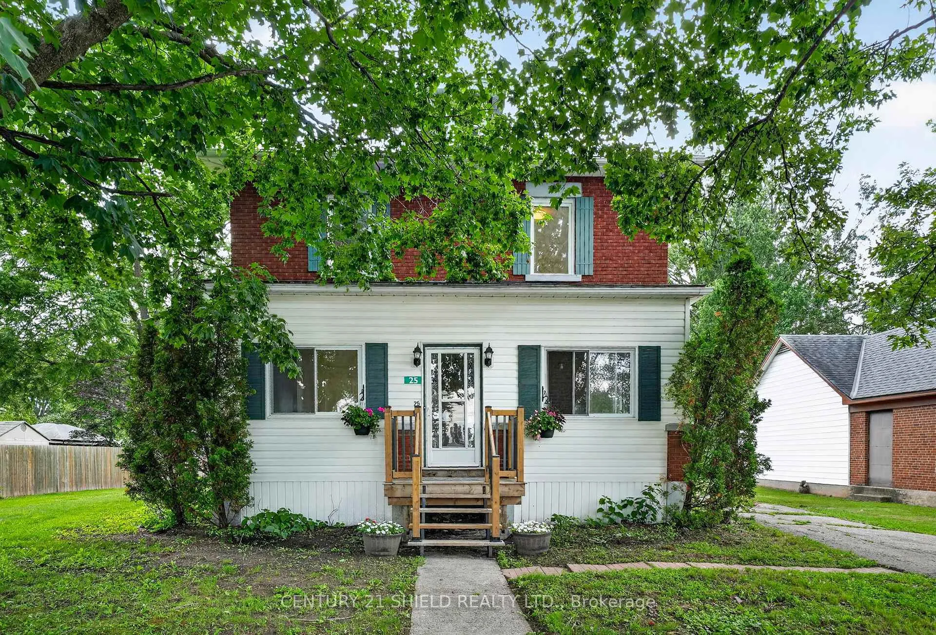 Photo 2 of 25 Front Street, North Stormont, Finch — HOMEH