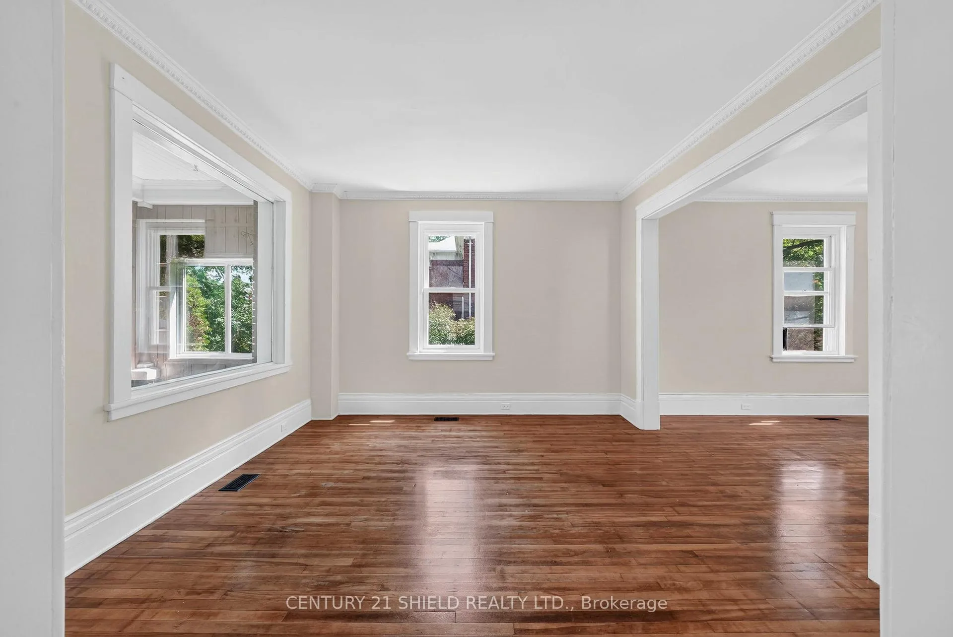 Photo 7 of 25 Front Street, North Stormont, Finch — HOMEH