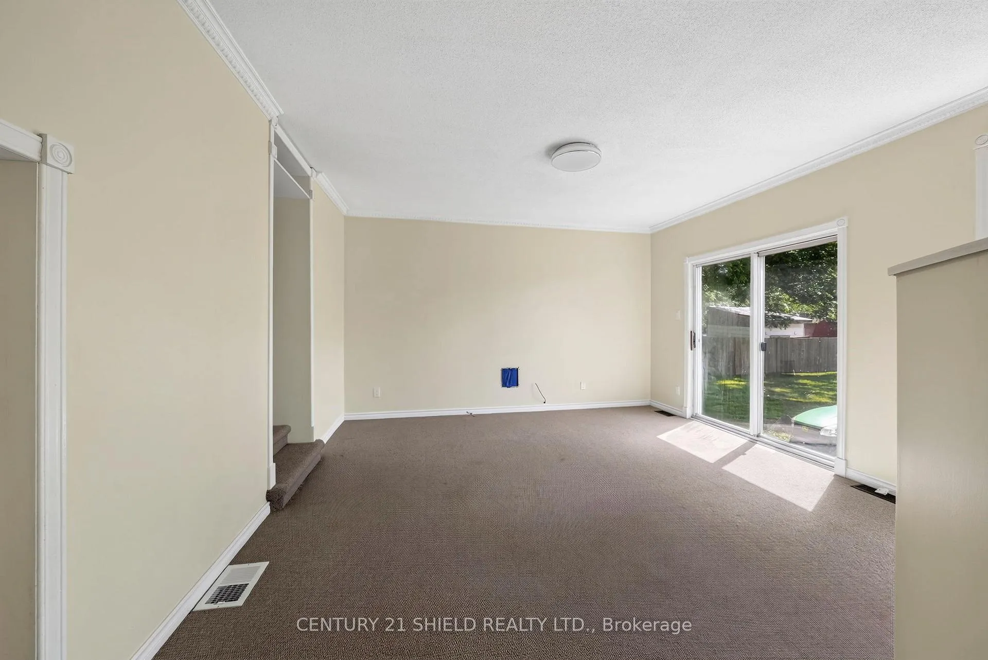 Photo 19 of 25 Front Street, North Stormont, Finch — HOMEH