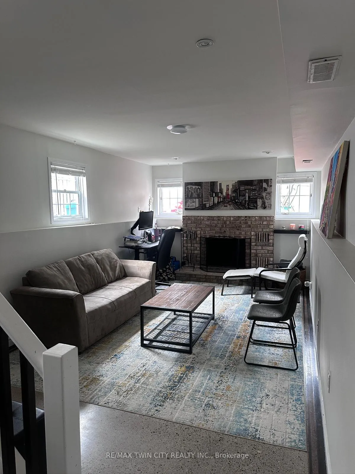 Photo 28 of Unit B, 15 Milfoil Crescent, Kitchener, Larentian West — HOMEH