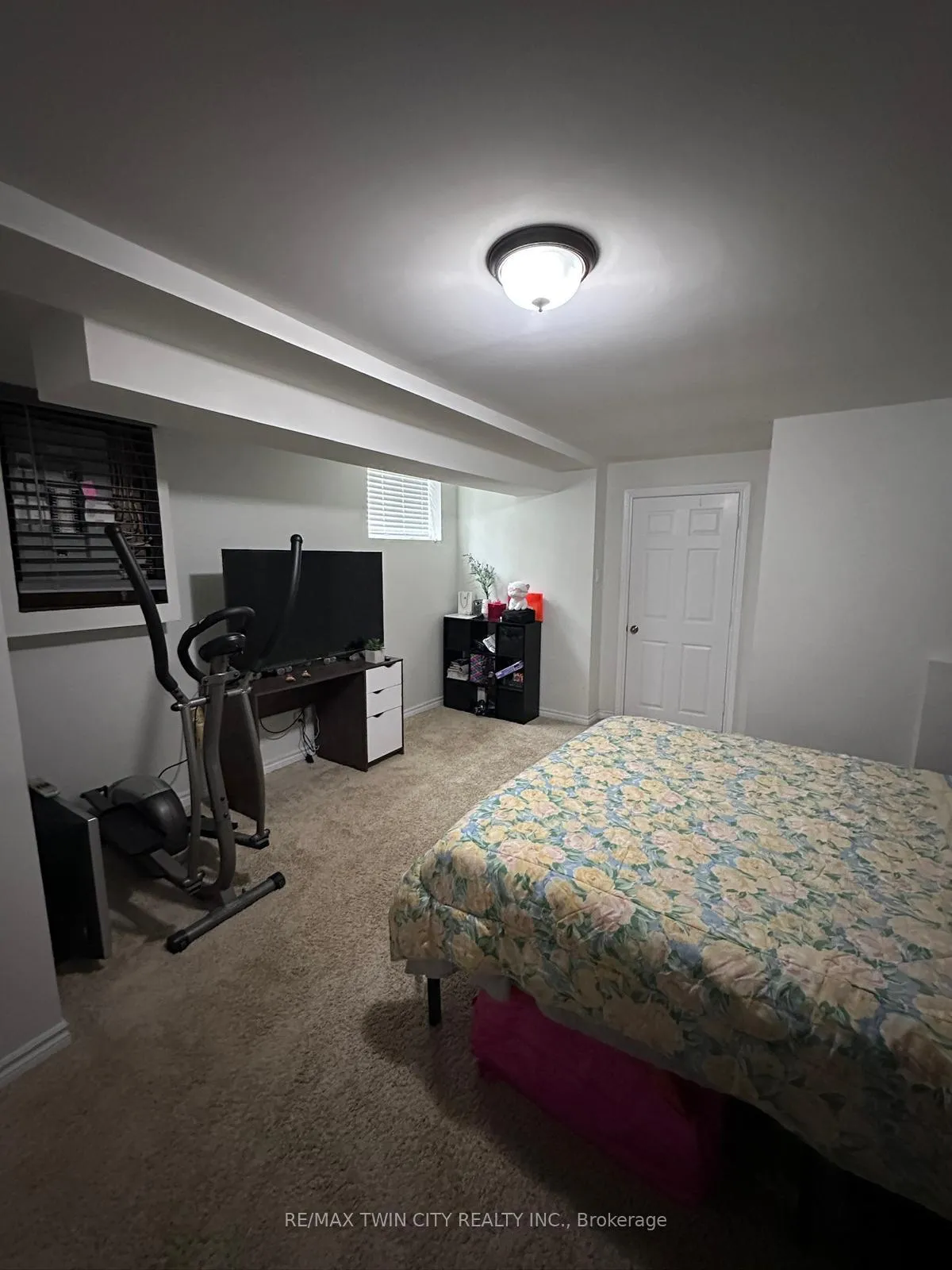 Photo 31 of Unit B, 15 Milfoil Crescent, Kitchener, Larentian West — HOMEH