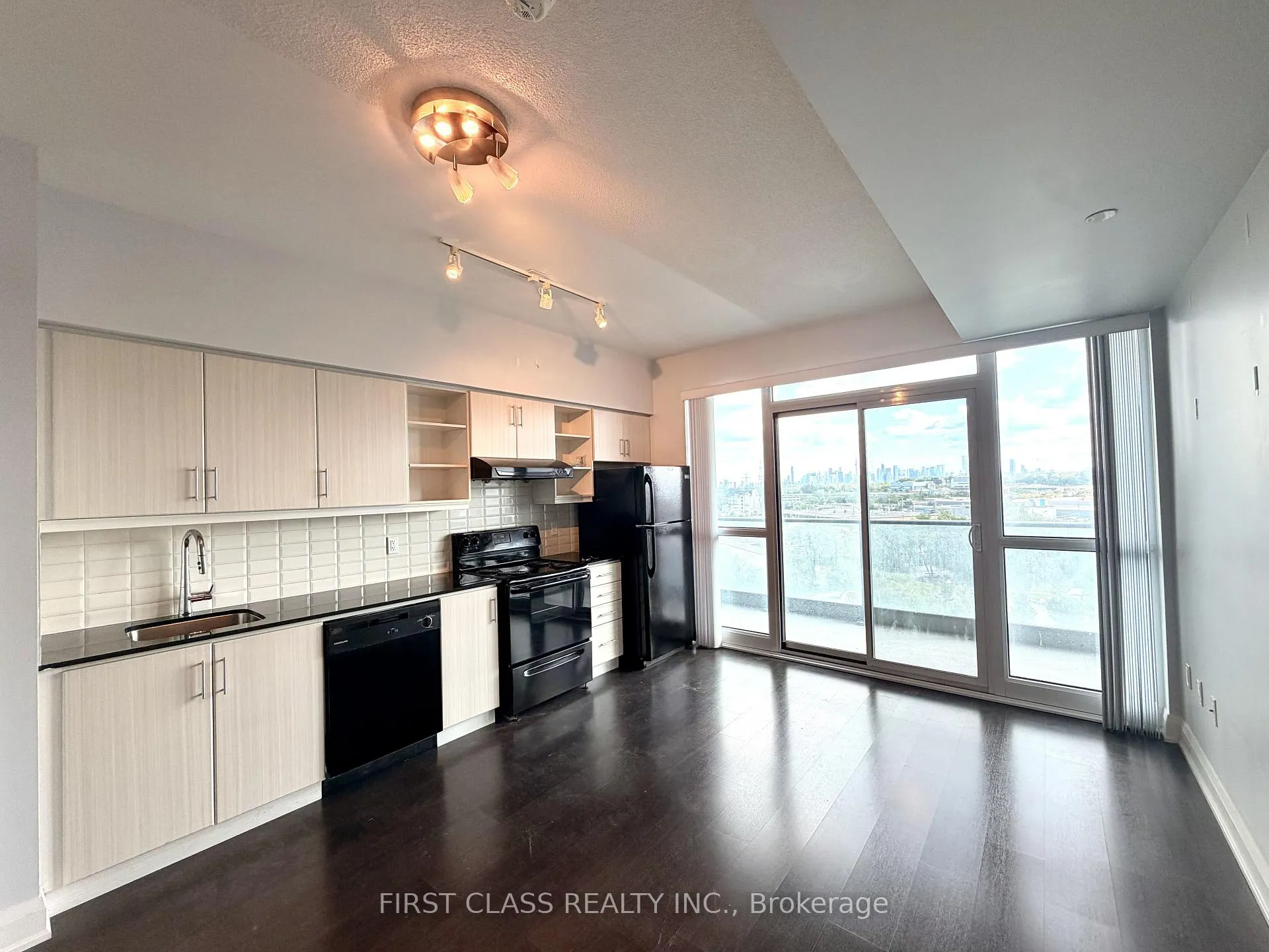 Front of Unit 908, 160 Vanderhoof Avenue