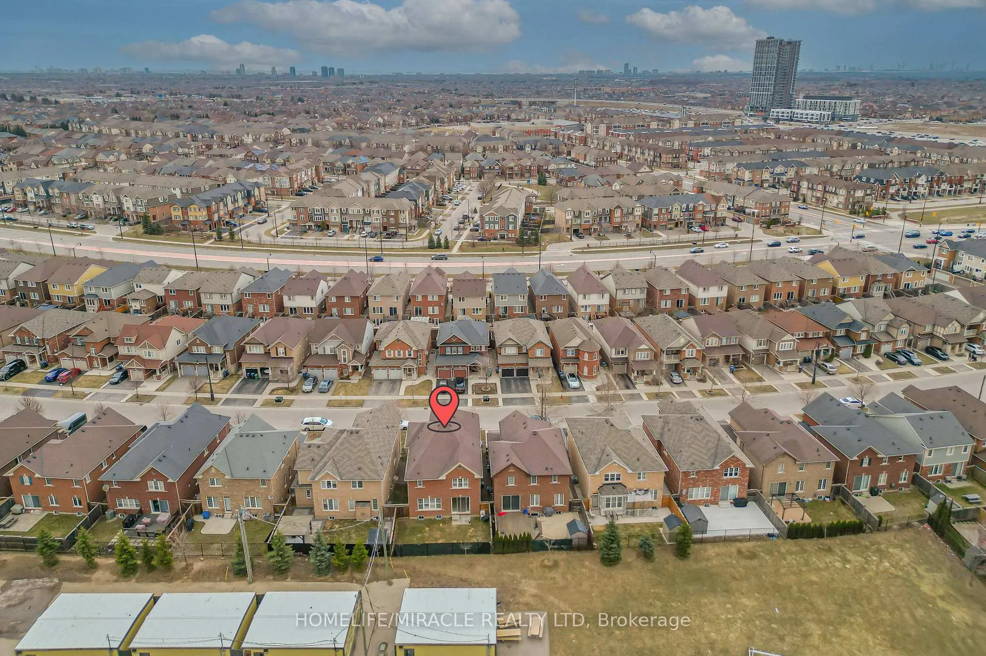 Photo 6 of 32 Agricola Road, Brampton, Northwest Brampton — HOMEH