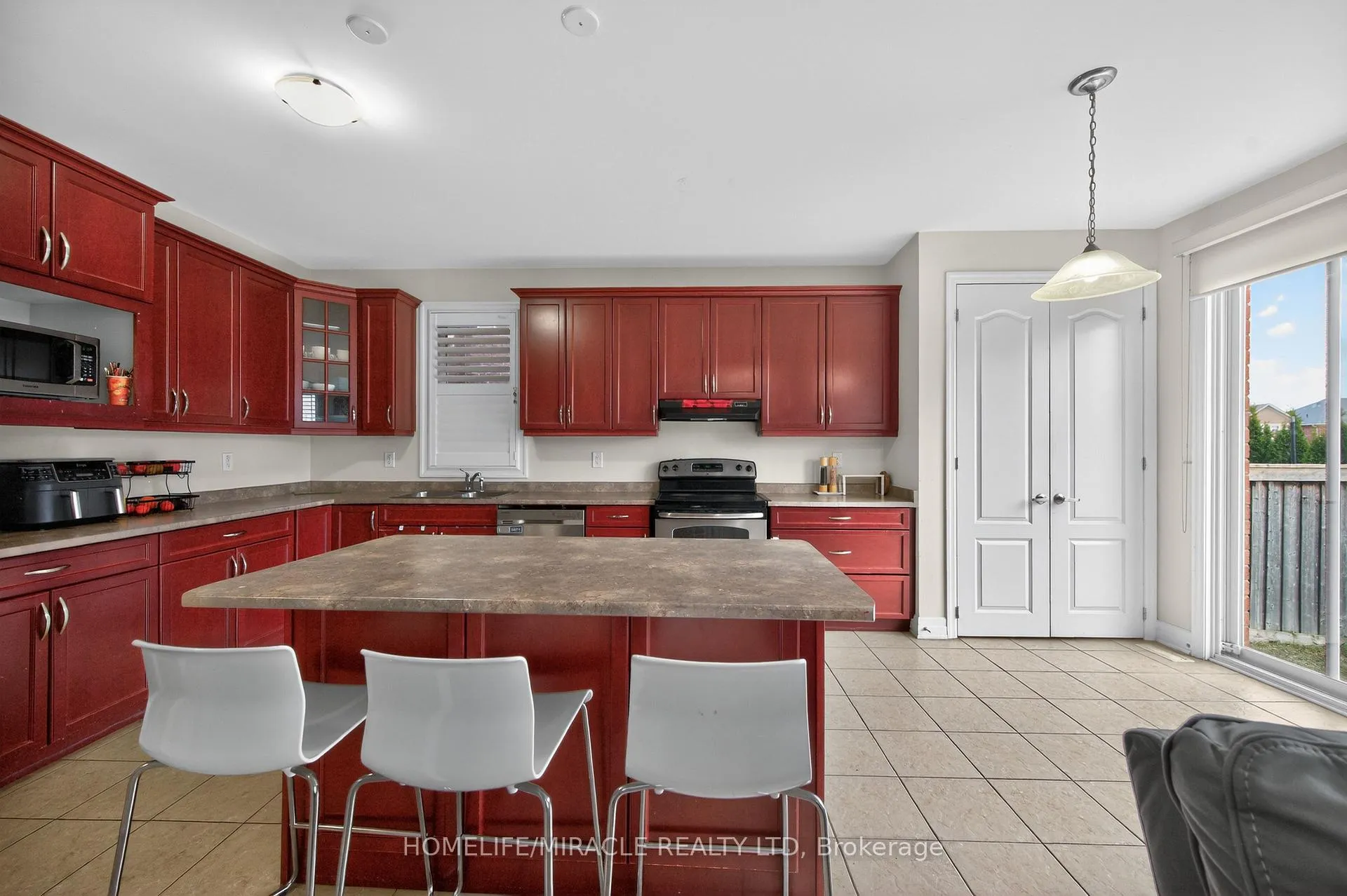 Photo 23 of 32 Agricola Road, Brampton, Northwest Brampton — HOMEH