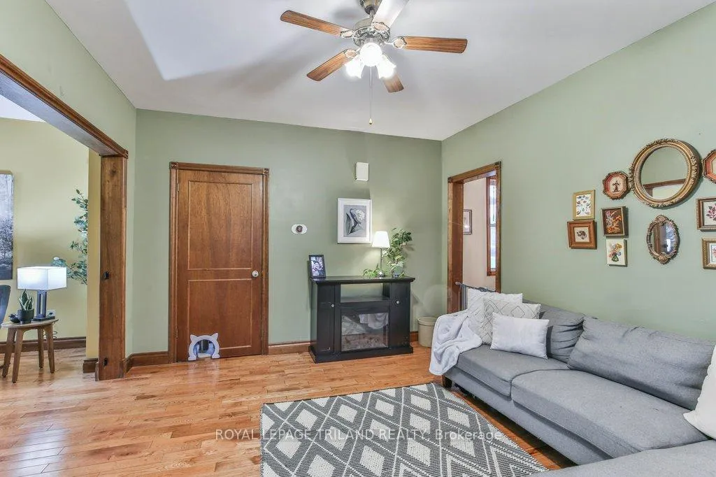 Photo 14 of 941 Queens Avenue, London, East G — HOMEH