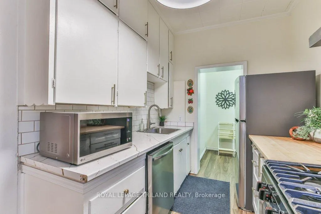 Photo 16 of 941 Queens Avenue, London, East G — HOMEH