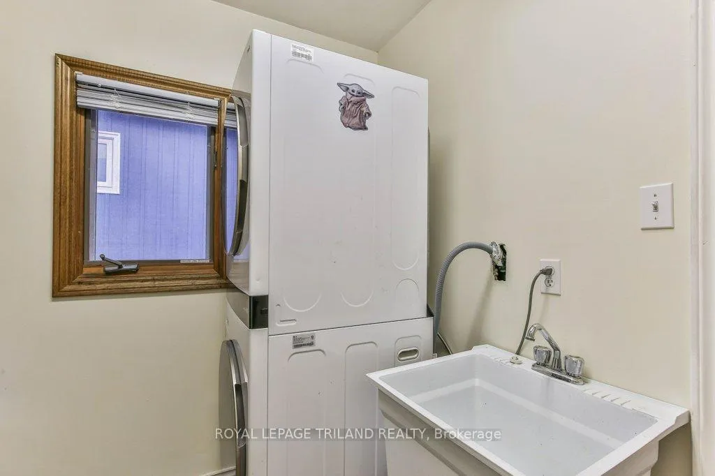 Photo 28 of 941 Queens Avenue, London, East G — HOMEH