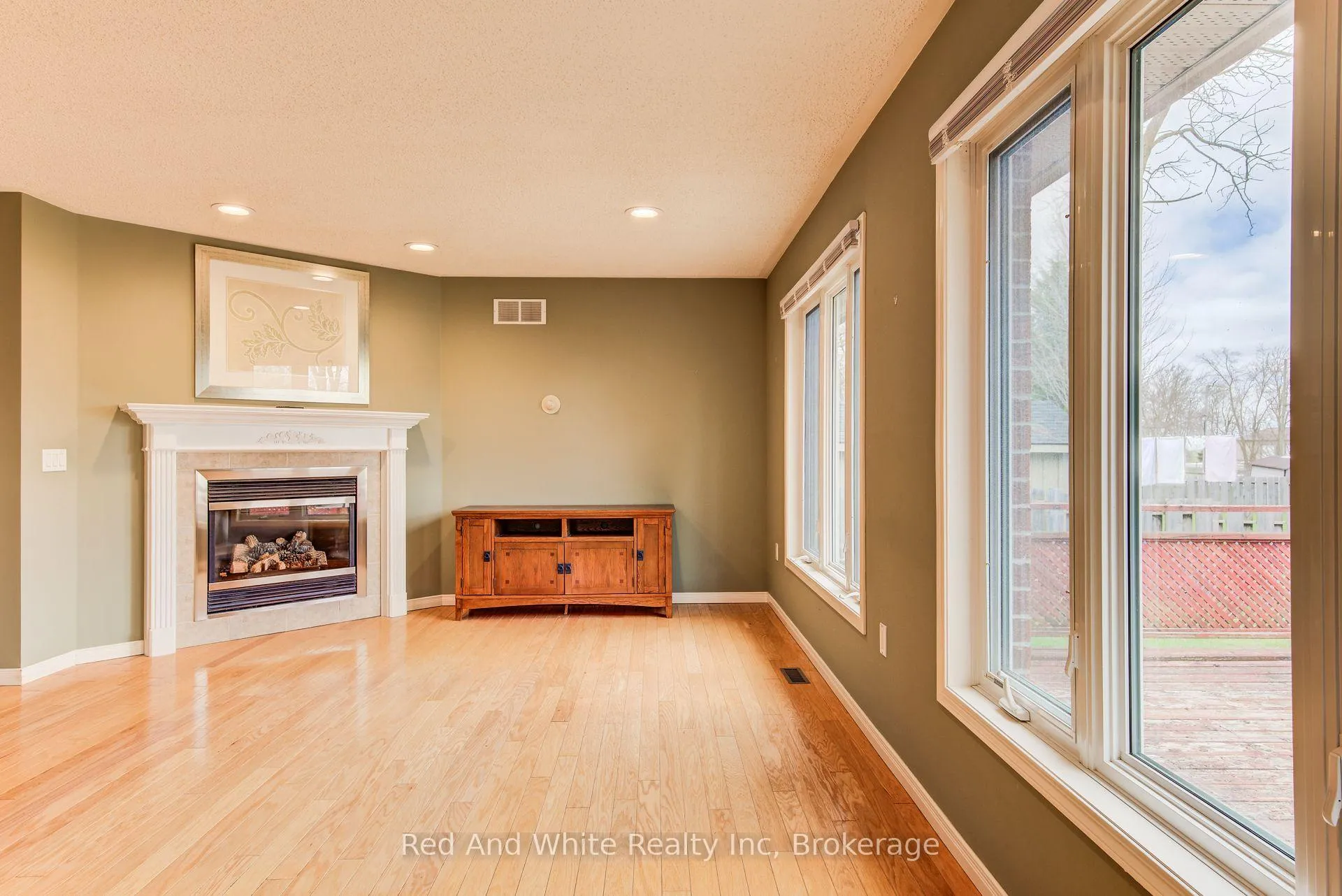 Photo 12 of 5239 Ament Line, Wellesley — HOMEH