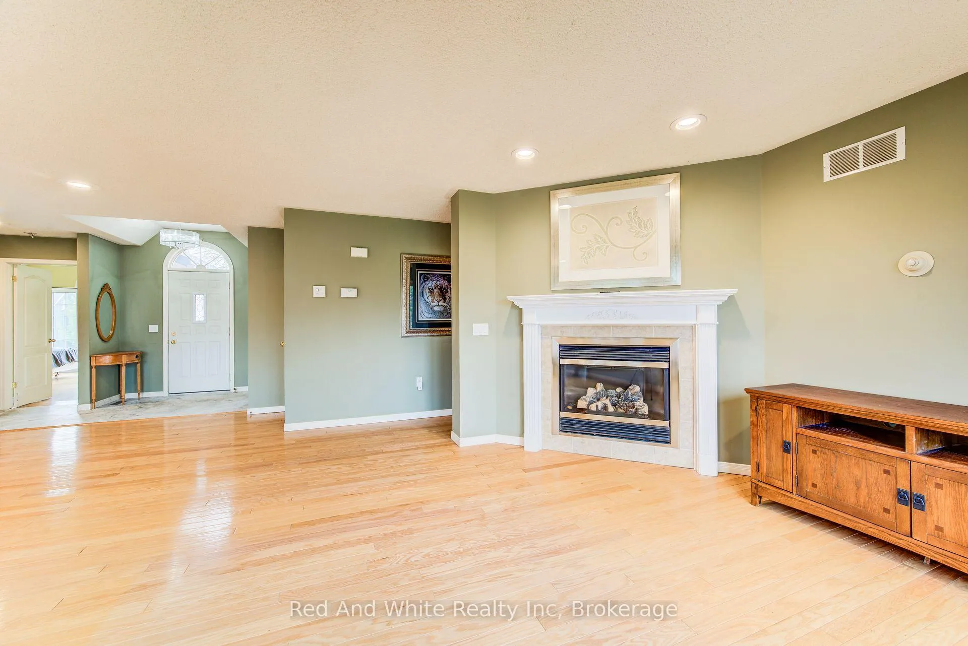 Photo 14 of 5239 Ament Line, Wellesley — HOMEH