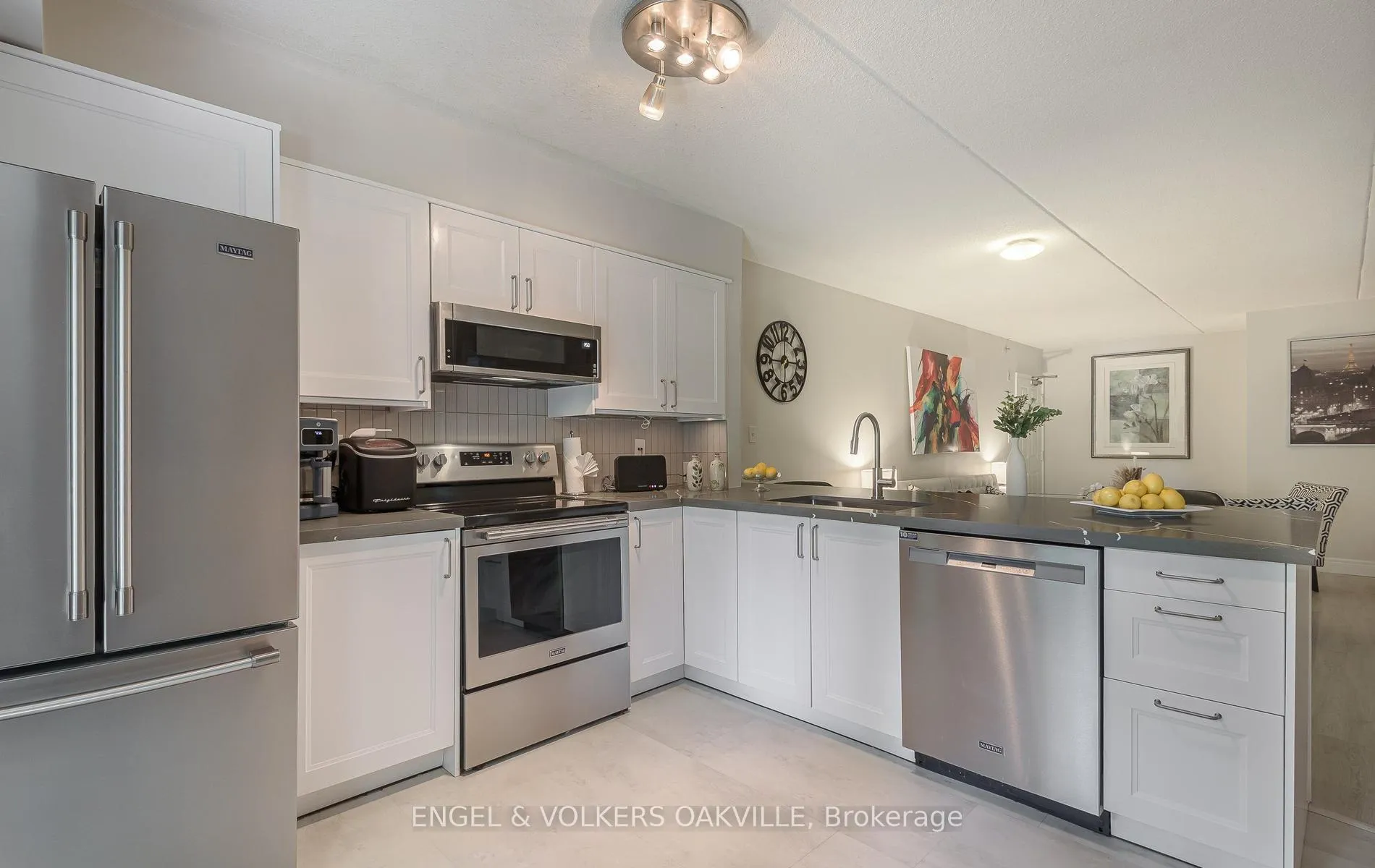 Photo 8 of Unit 107, 1830 Walker's Line, Burlington, Palmer — HOMEH