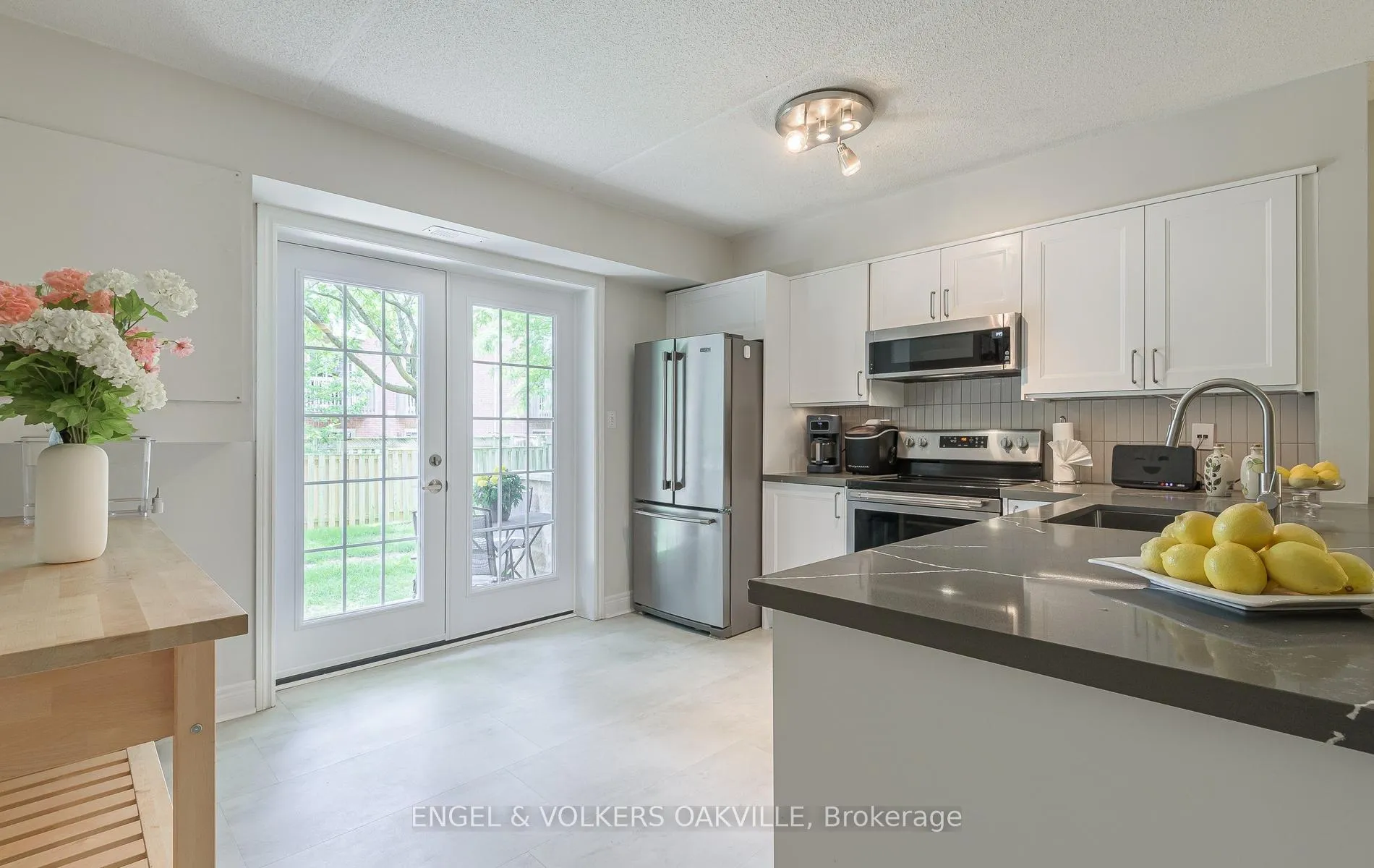 Photo 10 of Unit 107, 1830 Walker's Line, Burlington, Palmer — HOMEH