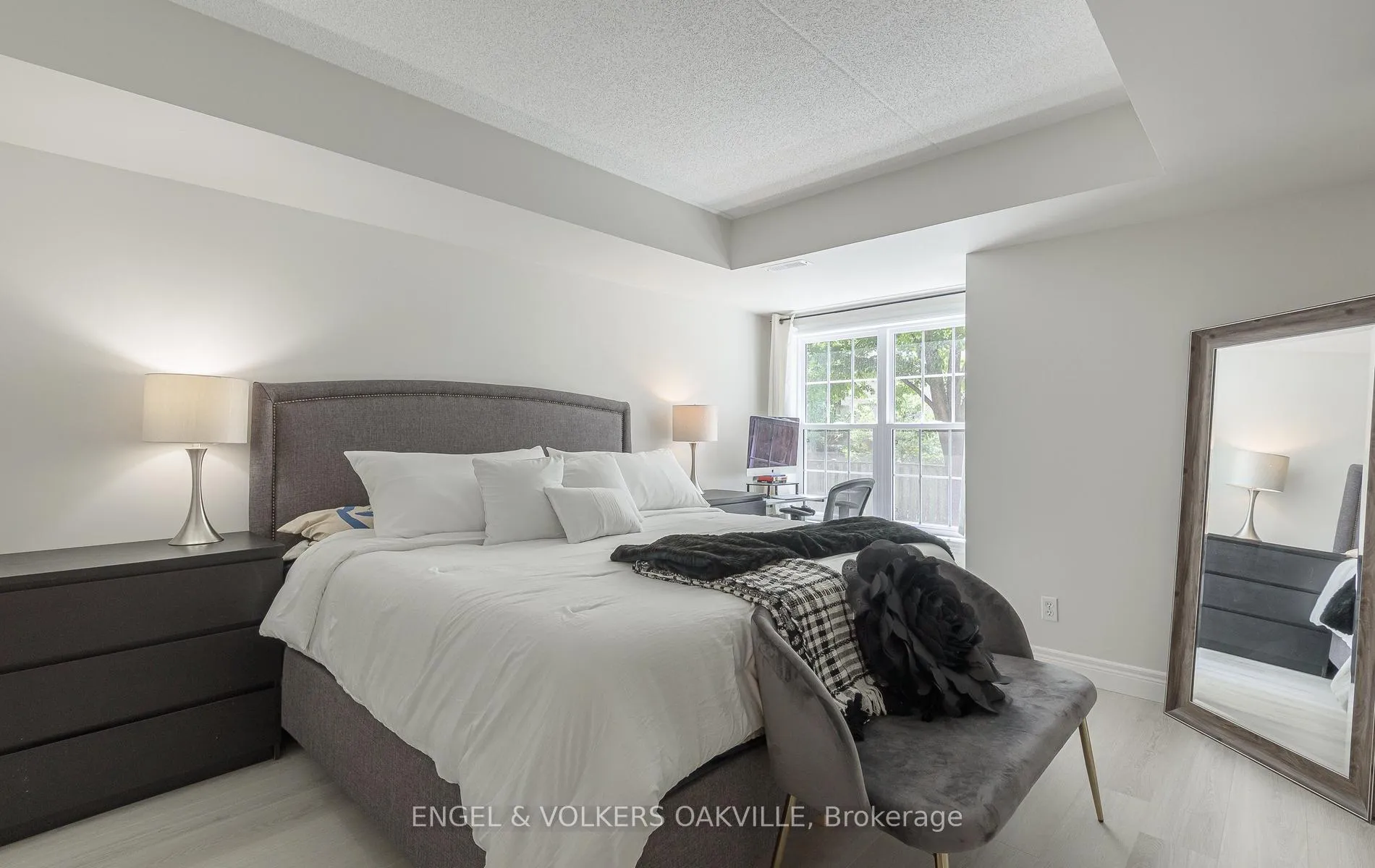 Photo 12 of Unit 107, 1830 Walker's Line, Burlington, Palmer — HOMEH