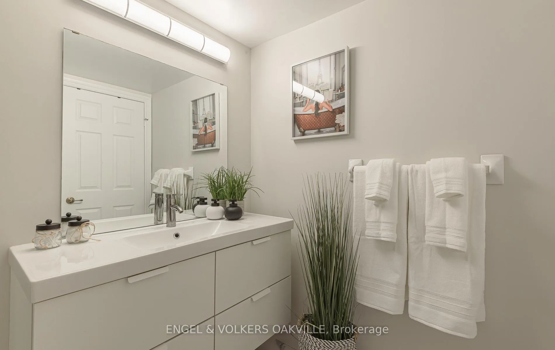 Photo 14 of Unit 107, 1830 Walker's Line, Burlington, Palmer — HOMEH