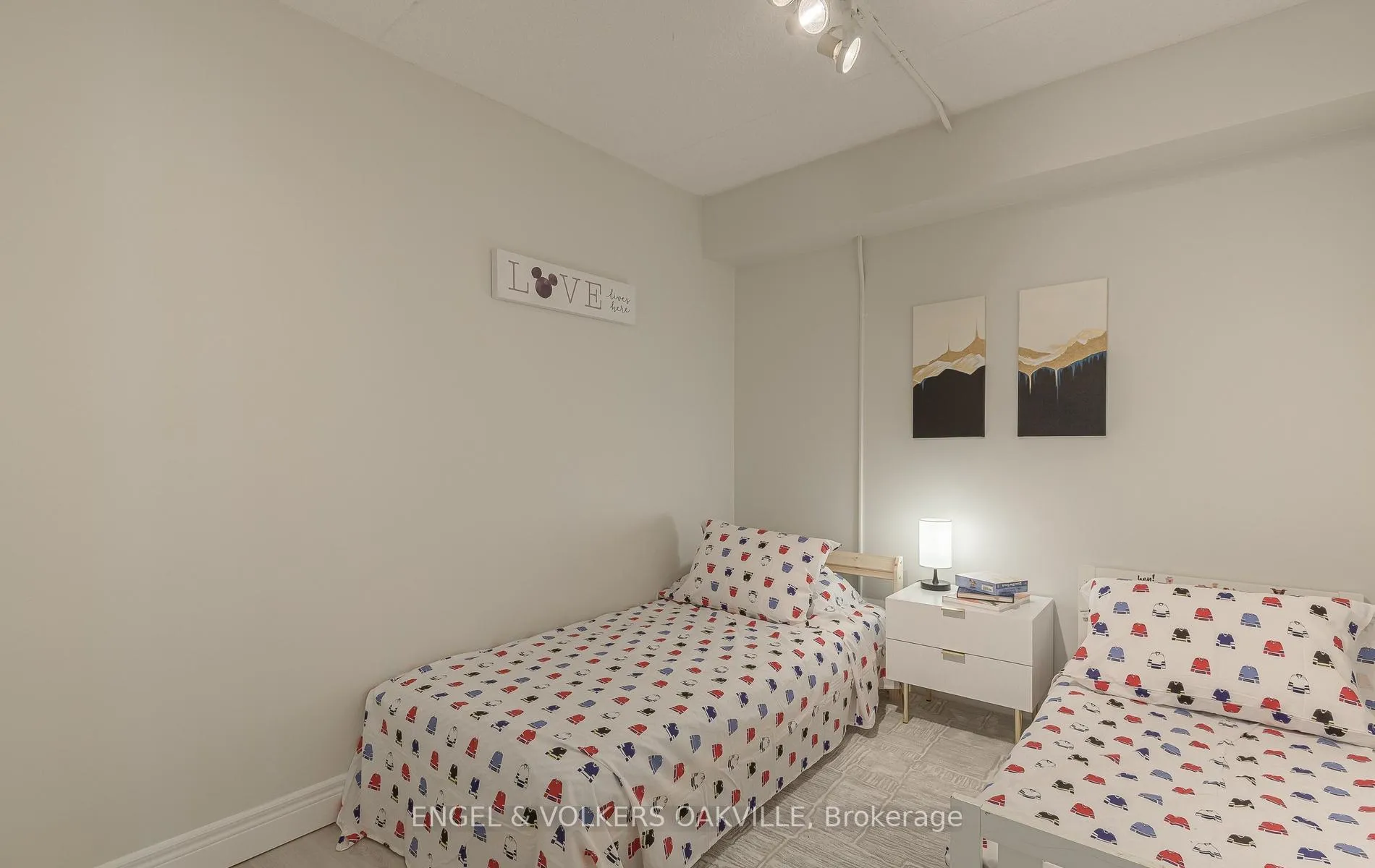 Photo 16 of Unit 107, 1830 Walker's Line, Burlington, Palmer — HOMEH