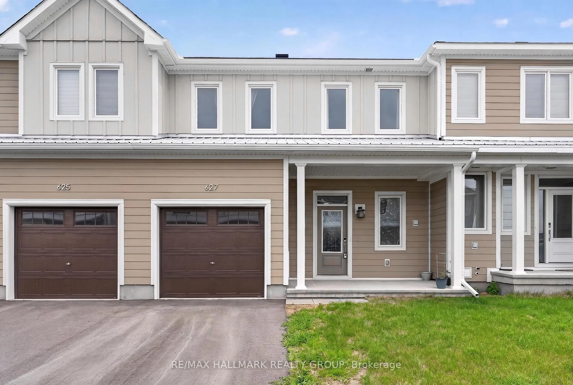Front of 627 Alopex Row