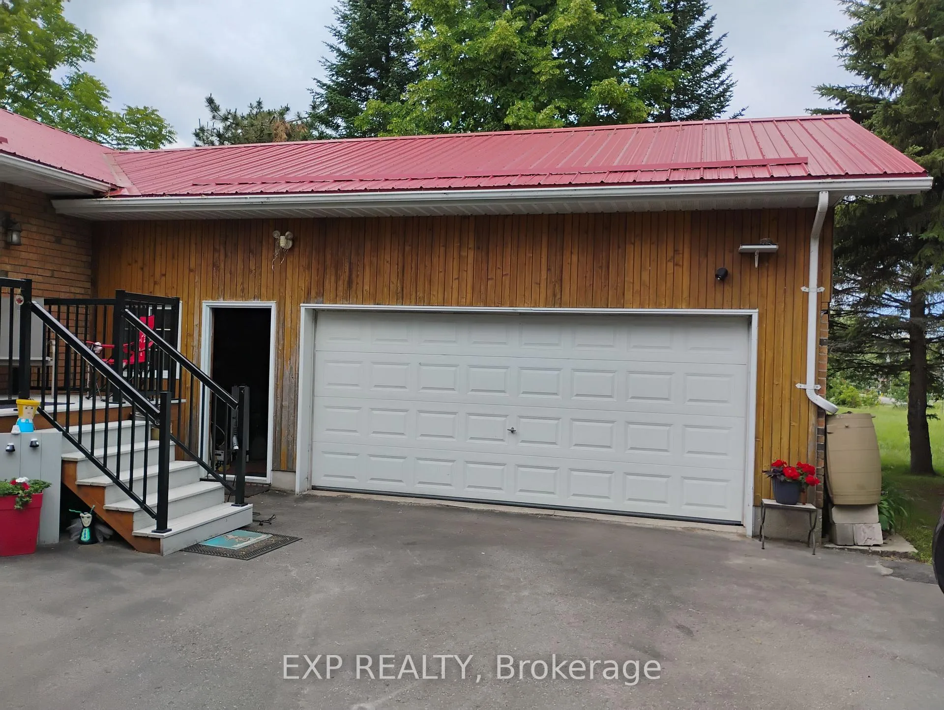 Photo 3 of 91 Simcoe Road, Ramara, Rural Ramara — HOMEH
