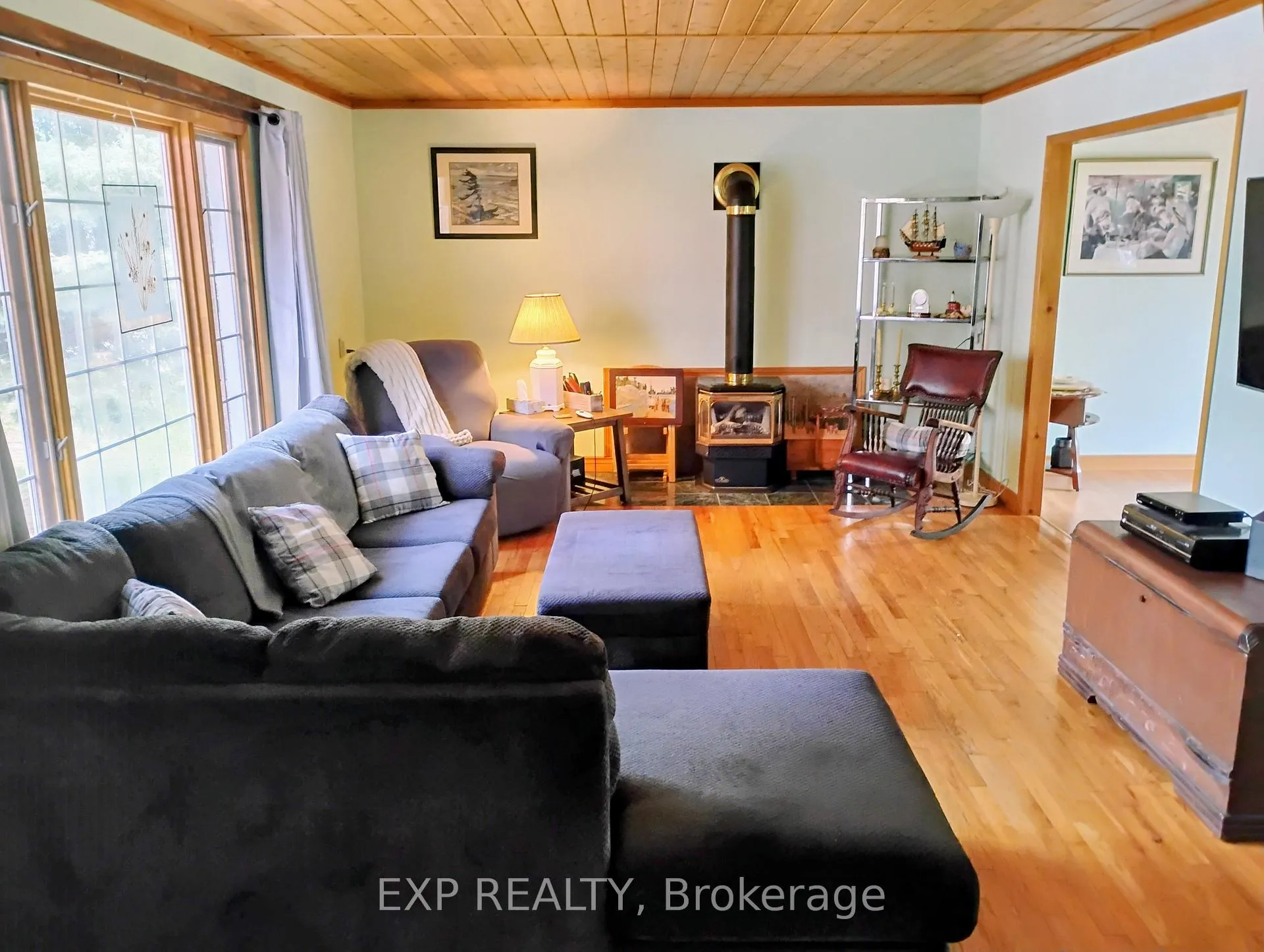 Photo 4 of 91 Simcoe Road, Ramara, Rural Ramara — HOMEH