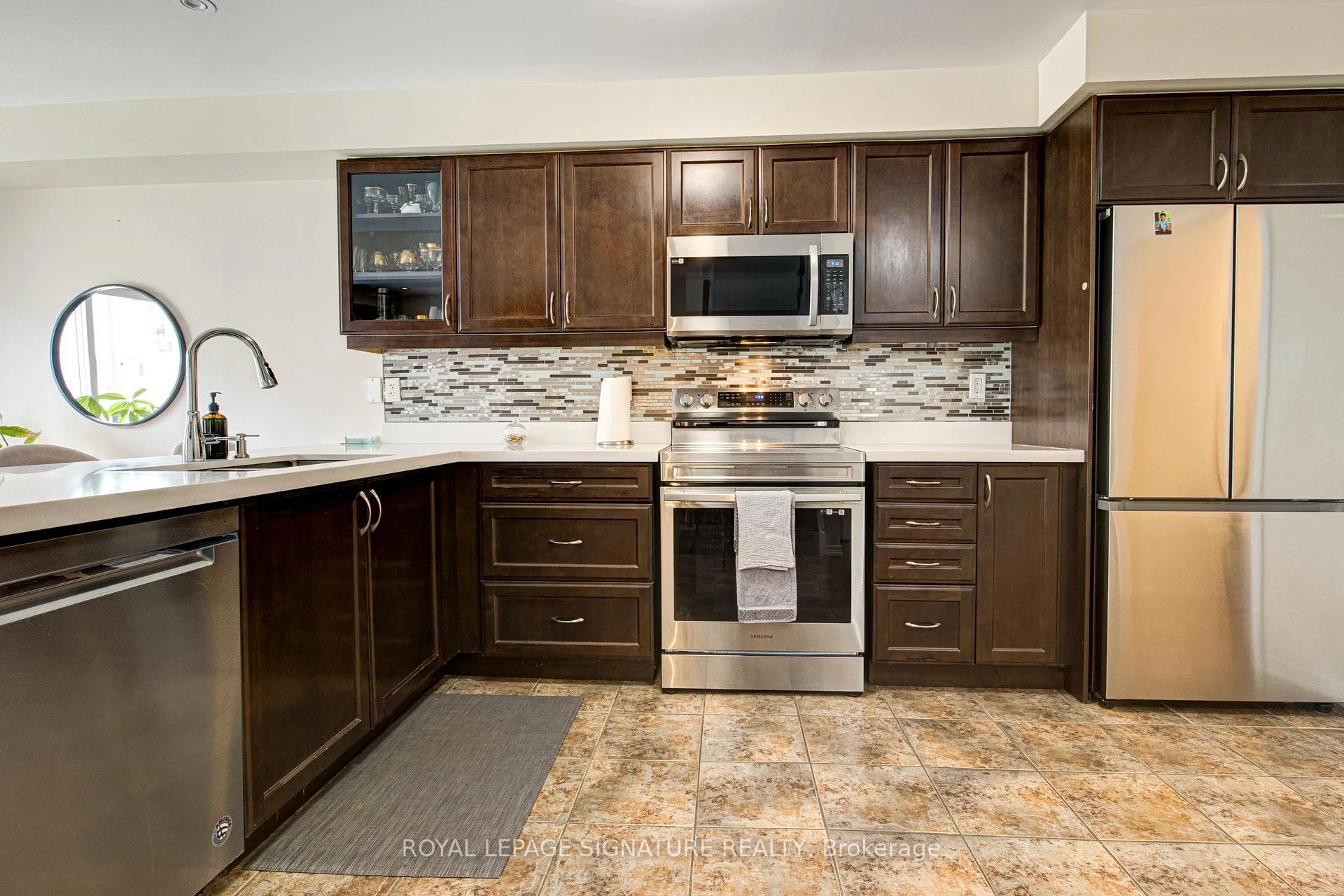 Photo 5 of 39 Trowbridge Street, Woolwich, Breslau — HOMEH