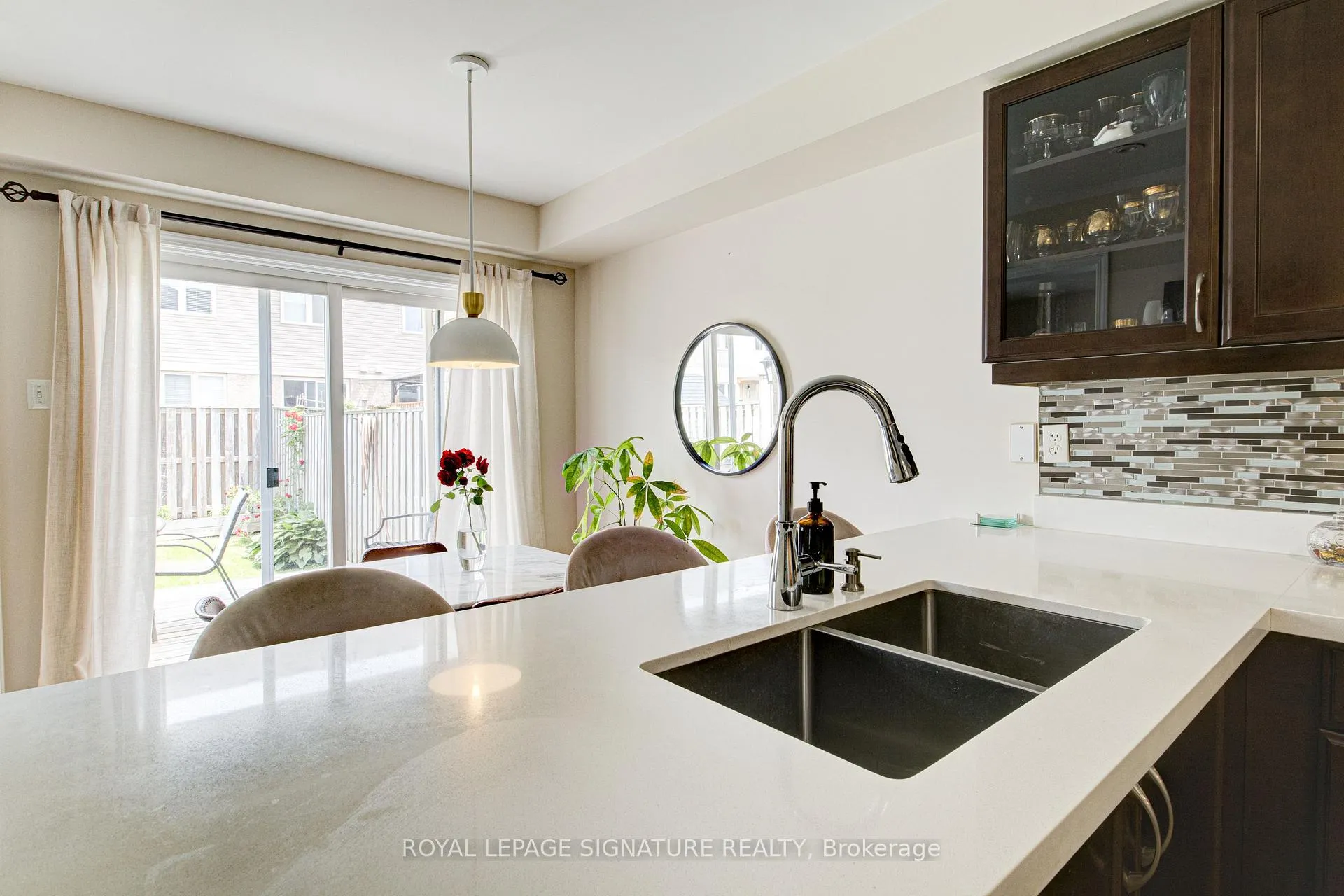 Photo 6 of 39 Trowbridge Street, Woolwich, Breslau — HOMEH