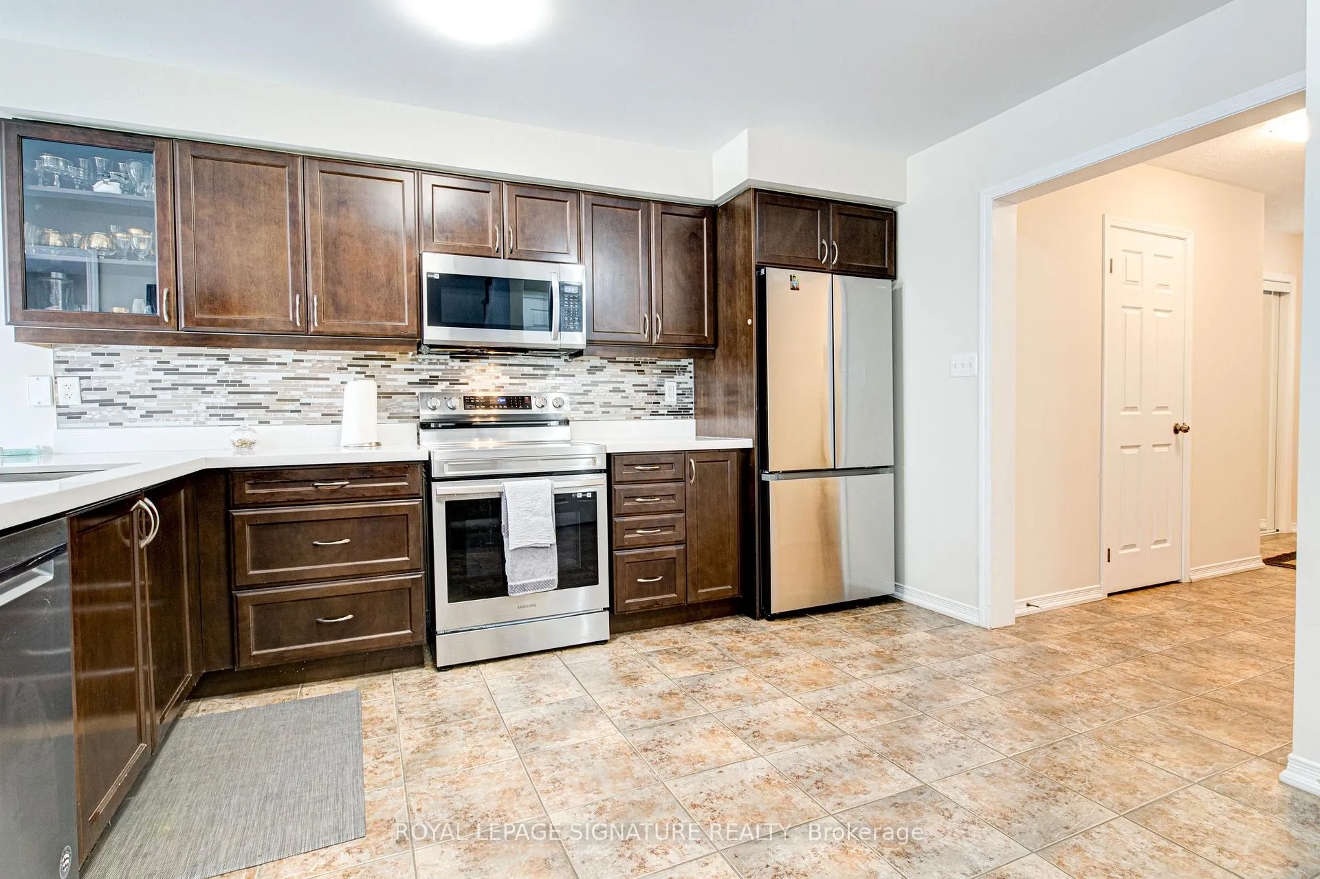 Photo 10 of 39 Trowbridge Street, Woolwich, Breslau — HOMEH