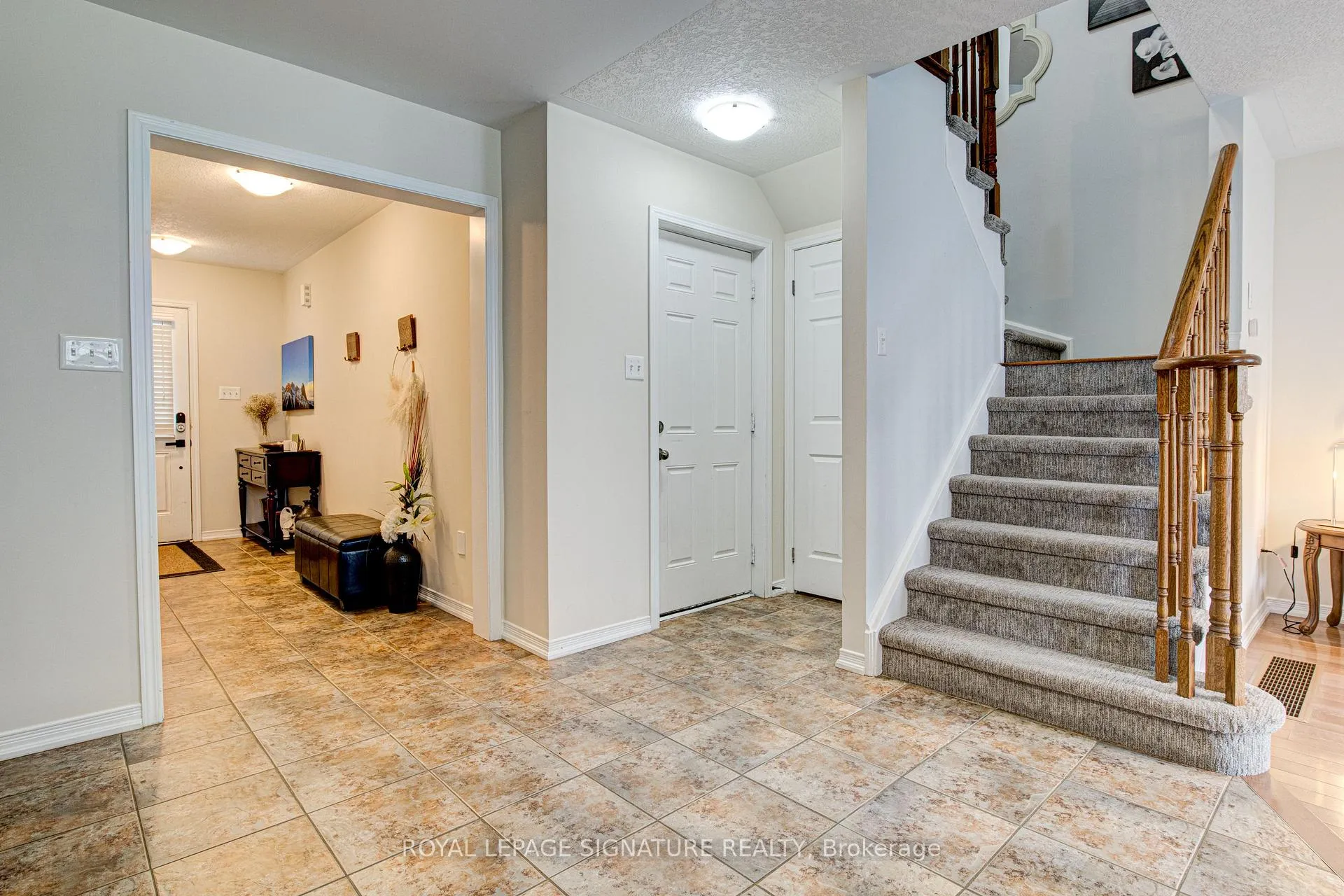 Photo 21 of 39 Trowbridge Street, Woolwich, Breslau — HOMEH