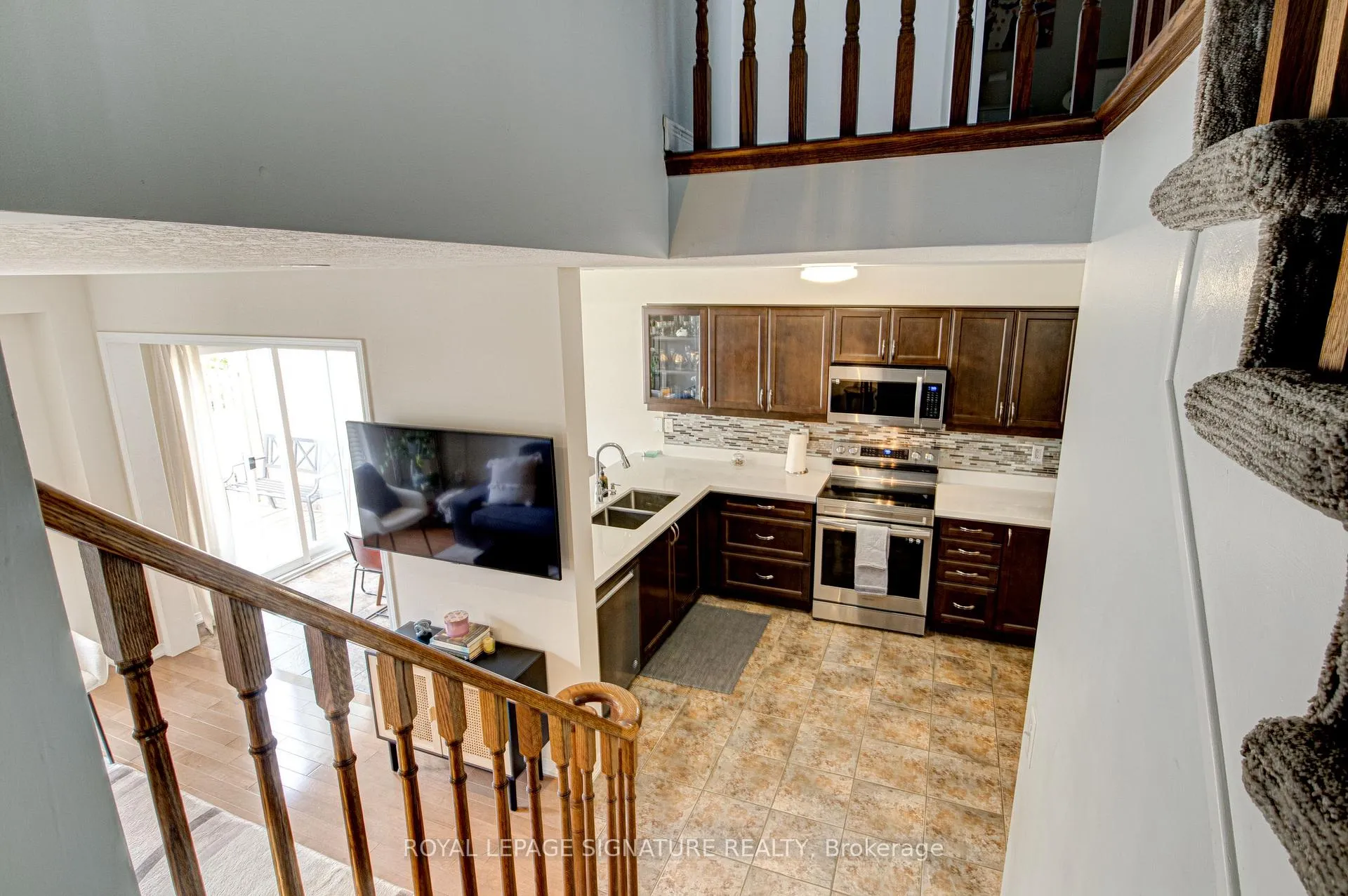 Photo 23 of 39 Trowbridge Street, Woolwich, Breslau — HOMEH