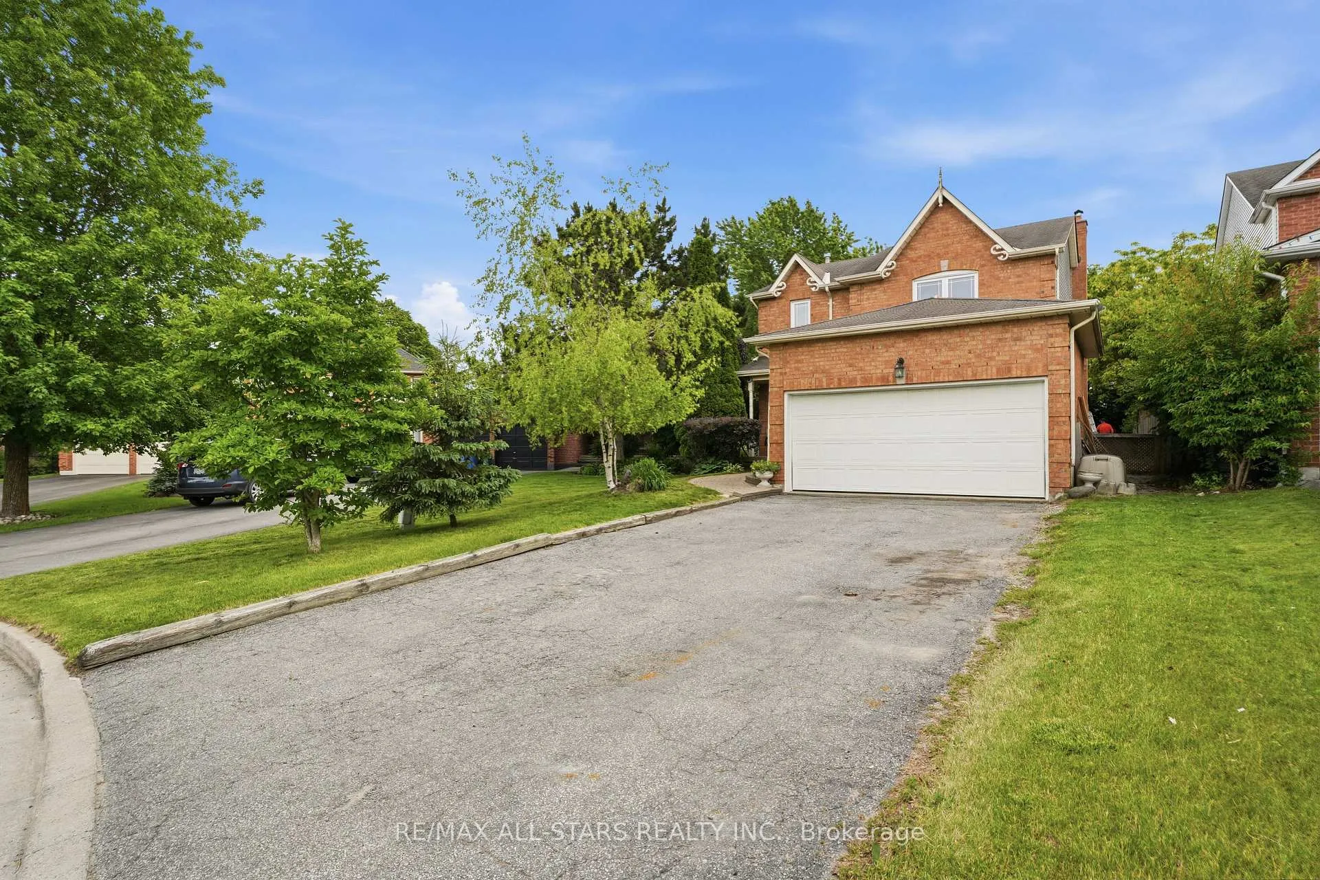 Photo 4 of 11 Sherie Drive, Georgina, Keswick North — HOMEH