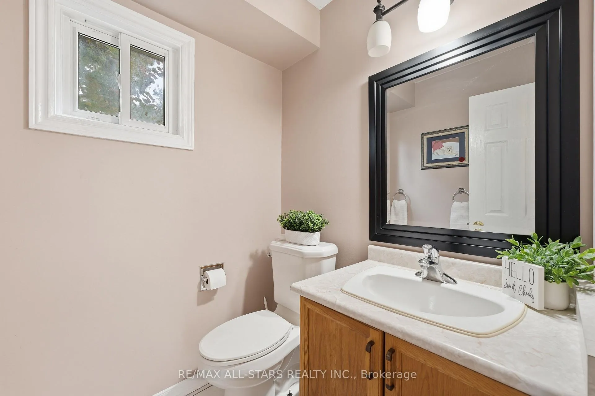 Photo 10 of 11 Sherie Drive, Georgina, Keswick North — HOMEH