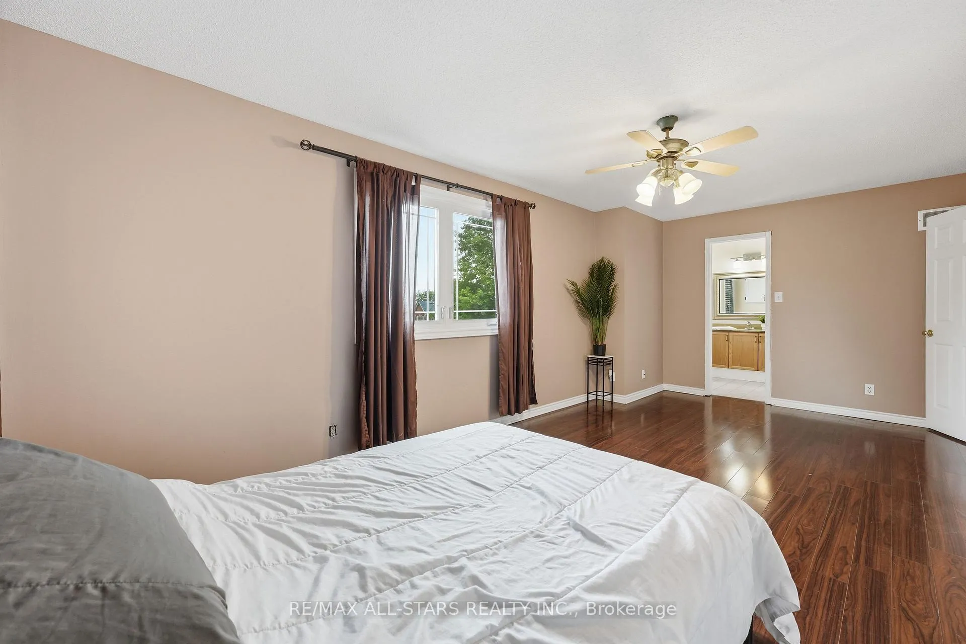 Photo 27 of 11 Sherie Drive, Georgina, Keswick North — HOMEH