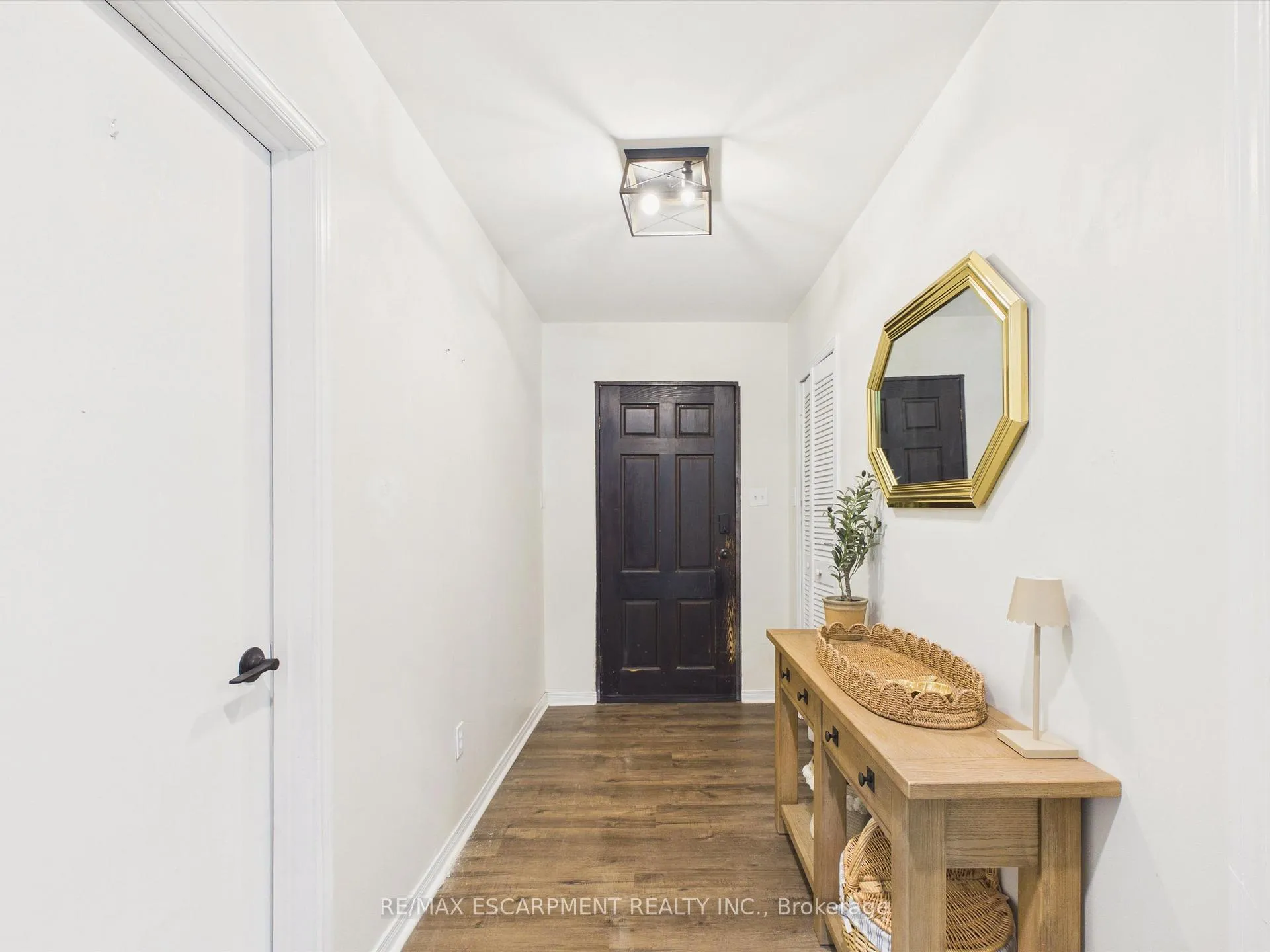 Photo 3 of 1700 Lorimer Lake Road E, Whitestone, Hagerman — HOMEH