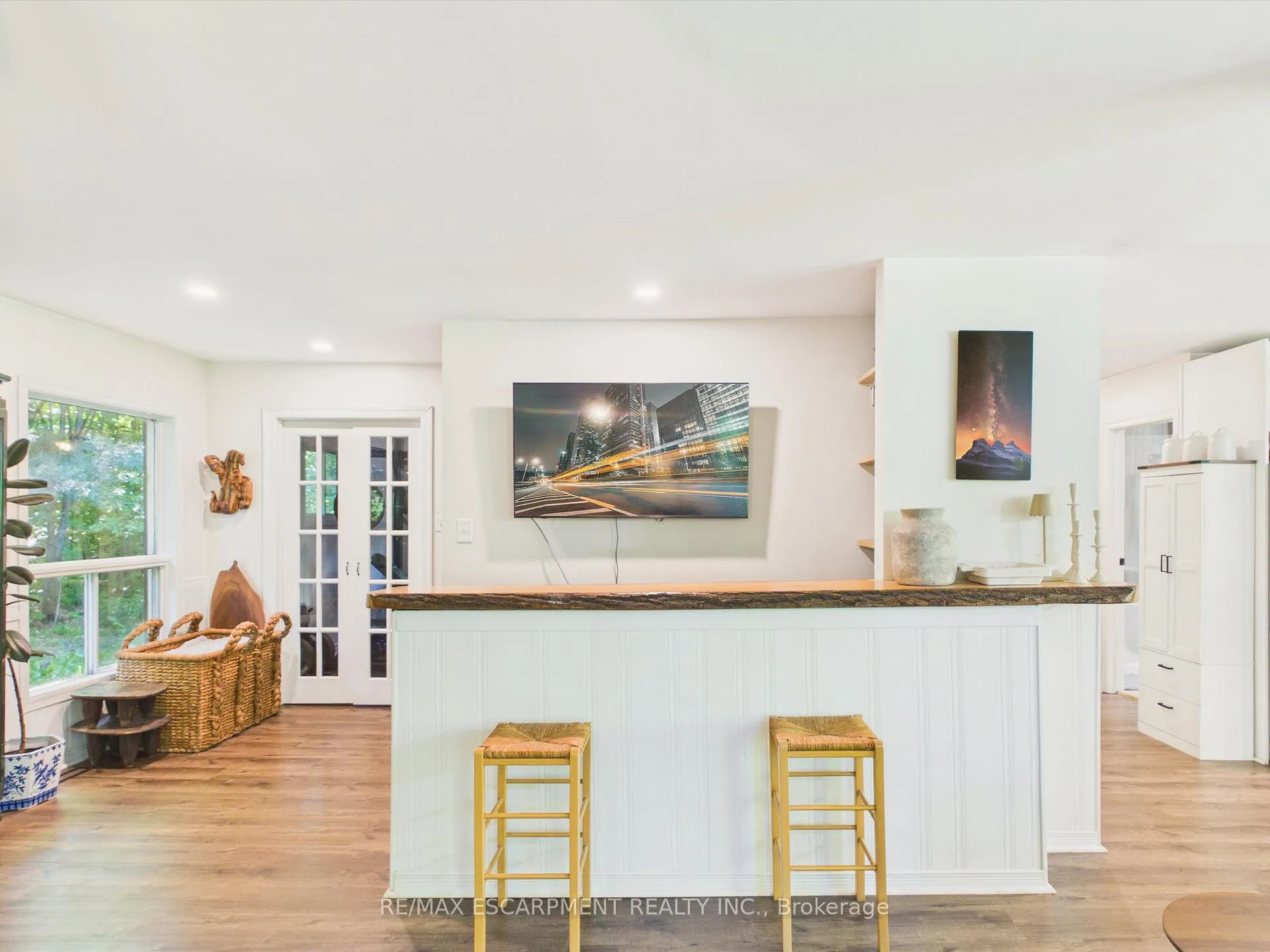 Photo 7 of 1700 Lorimer Lake Road E, Whitestone, Hagerman — HOMEH
