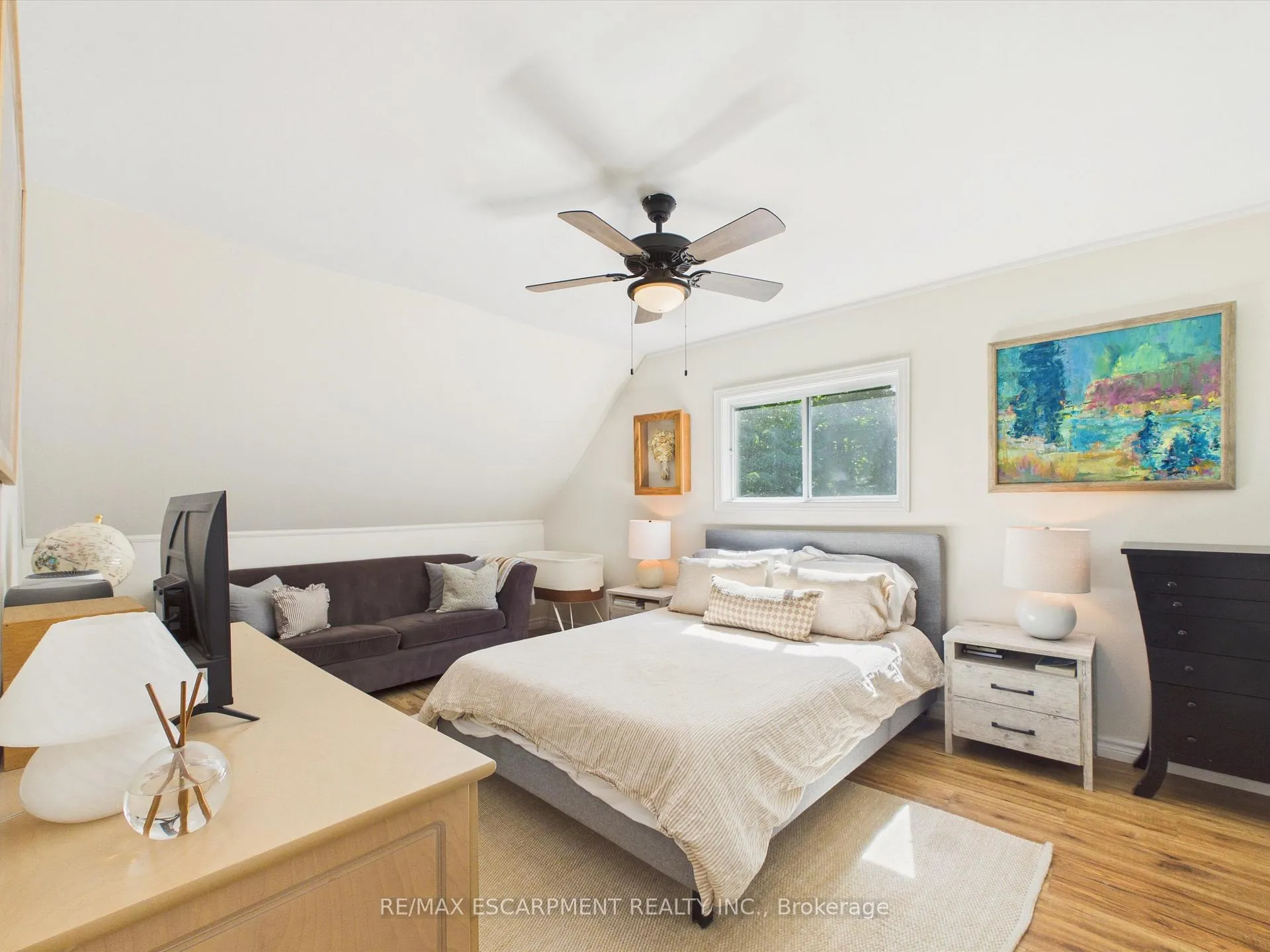 Photo 18 of 1700 Lorimer Lake Road E, Whitestone, Hagerman — HOMEH