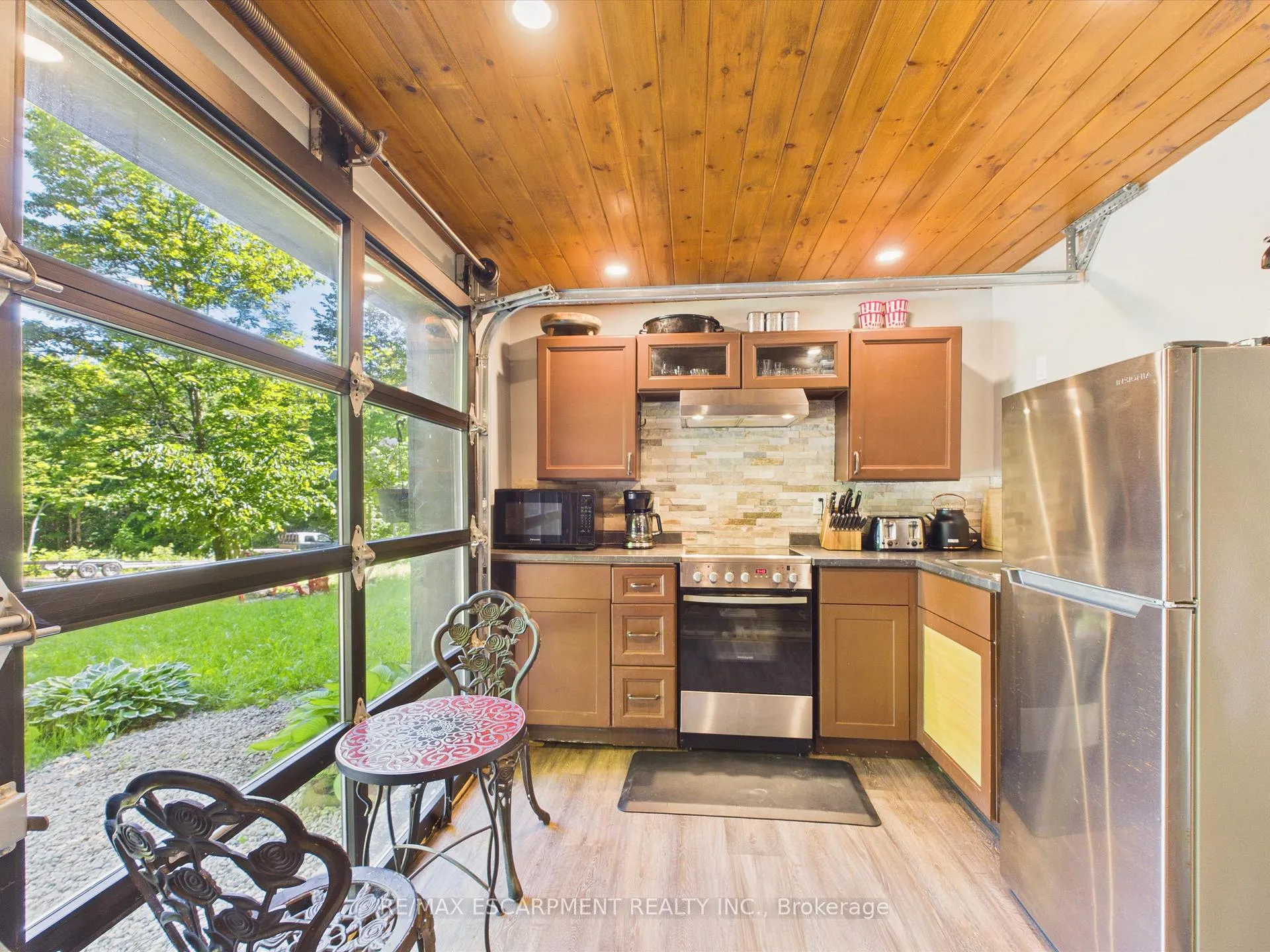 Photo 27 of 1700 Lorimer Lake Road E, Whitestone, Hagerman — HOMEH