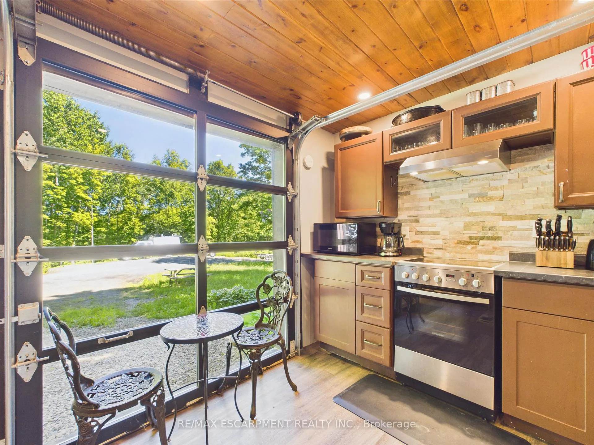 Photo 28 of 1700 Lorimer Lake Road E, Whitestone, Hagerman — HOMEH