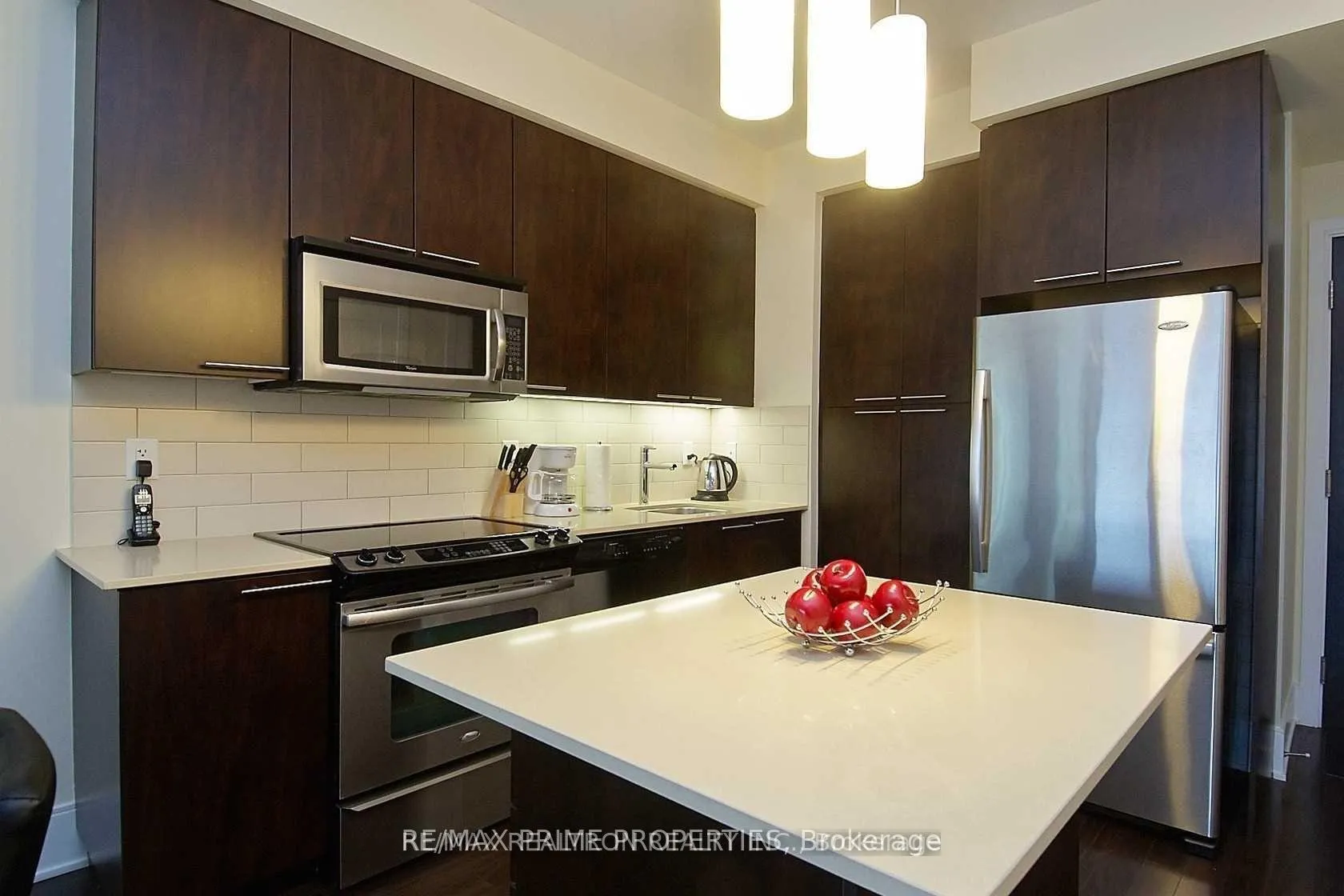 Photo 8 of Unit 1319, 70 Roehampton Avenue, Toronto, Mount Pleasant West — HOMEH