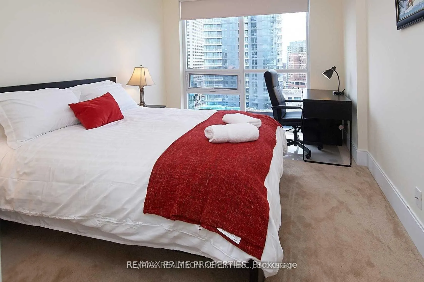 Photo 10 of Unit 1319, 70 Roehampton Avenue, Toronto, Mount Pleasant West — HOMEH