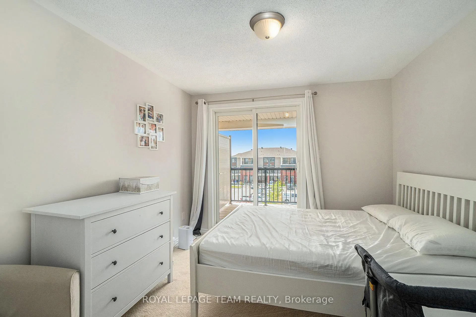 Photo 8 of 112 Walleye Private, Ottawa, Barrhaven - Half Moon Bay — HOMEH