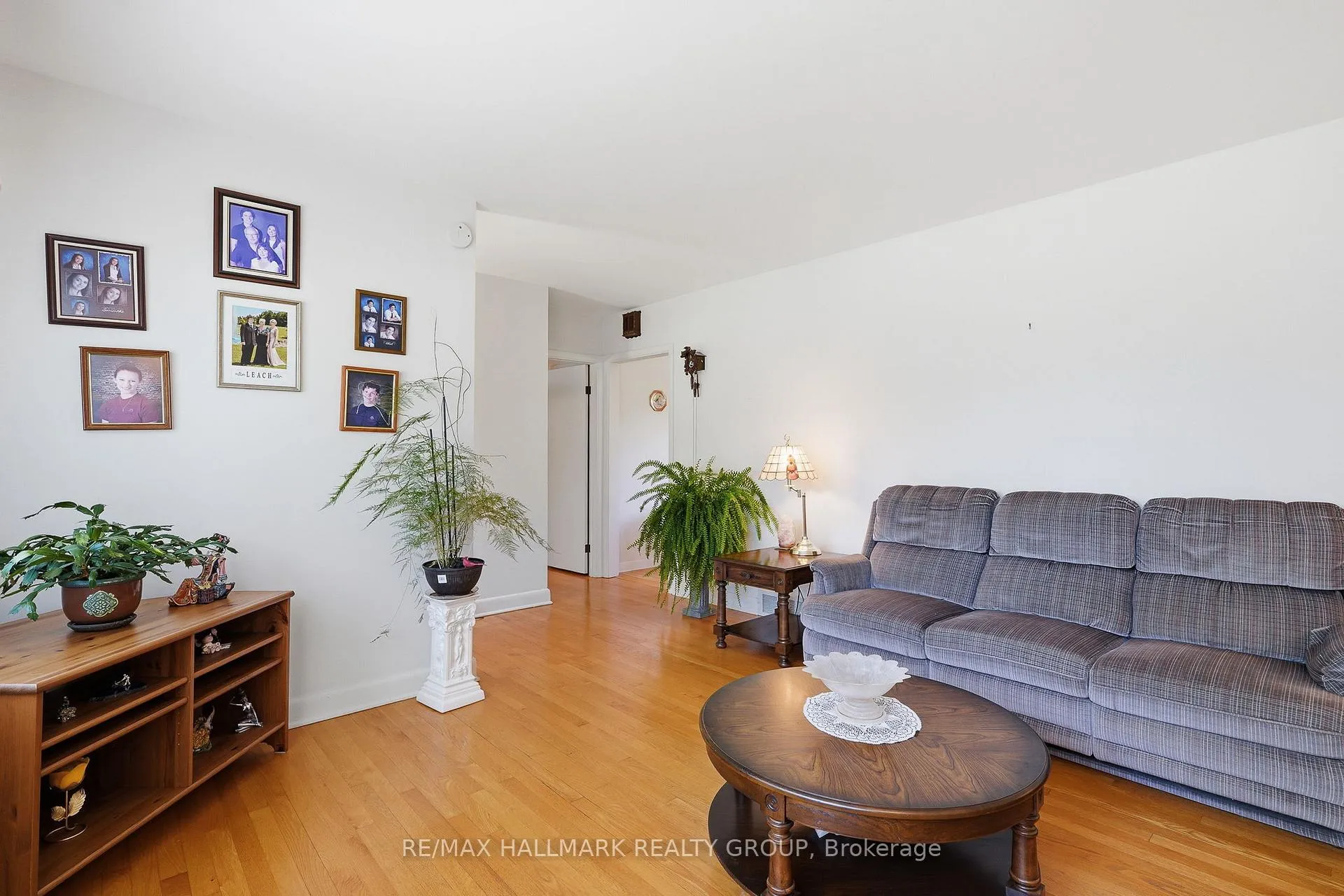 Photo 6 of 507 Sirois Avenue, Ottawa, Overbrook/Castle Heights — HOMEH